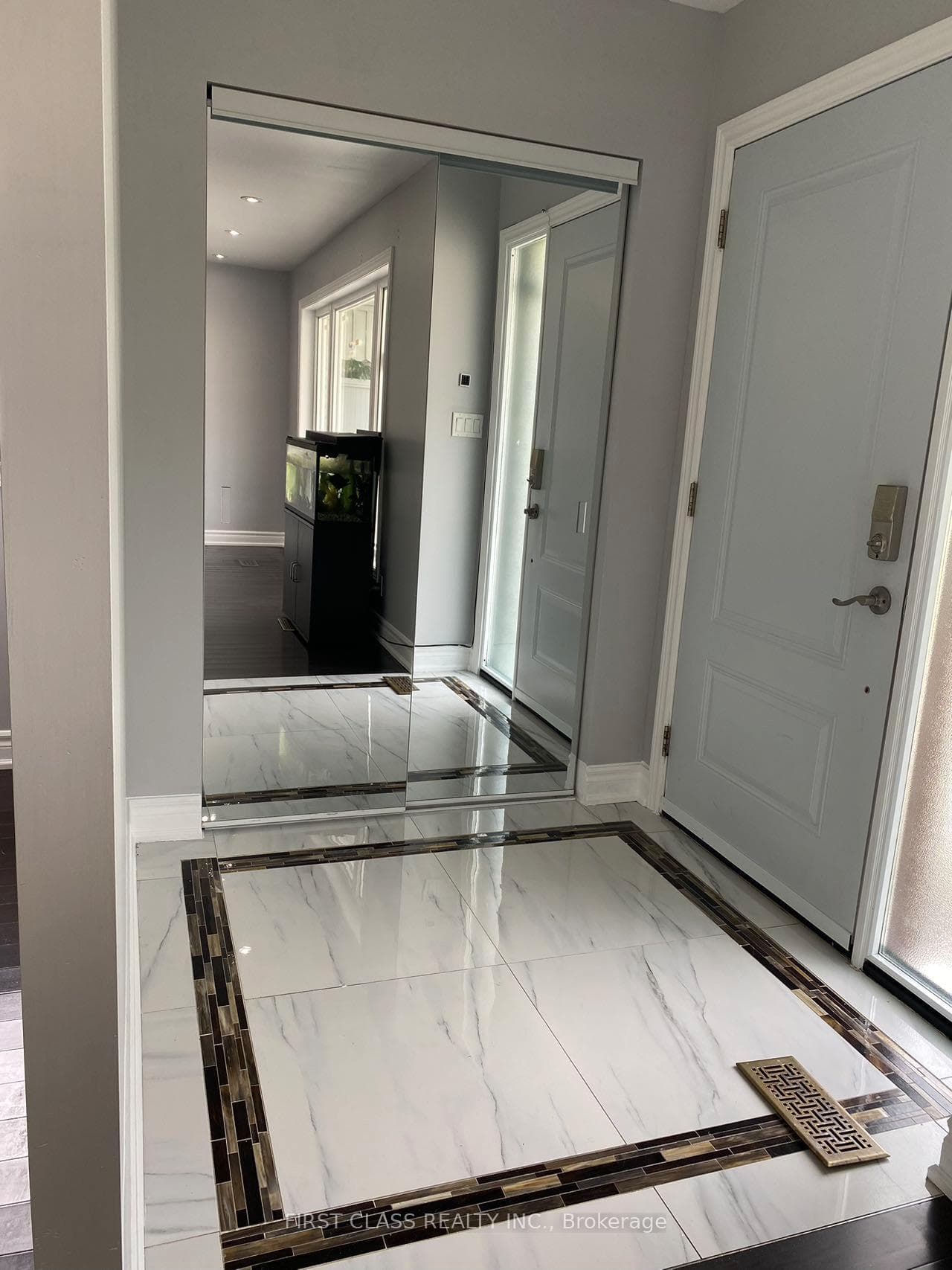 26 Wilmington Avenue photo 2