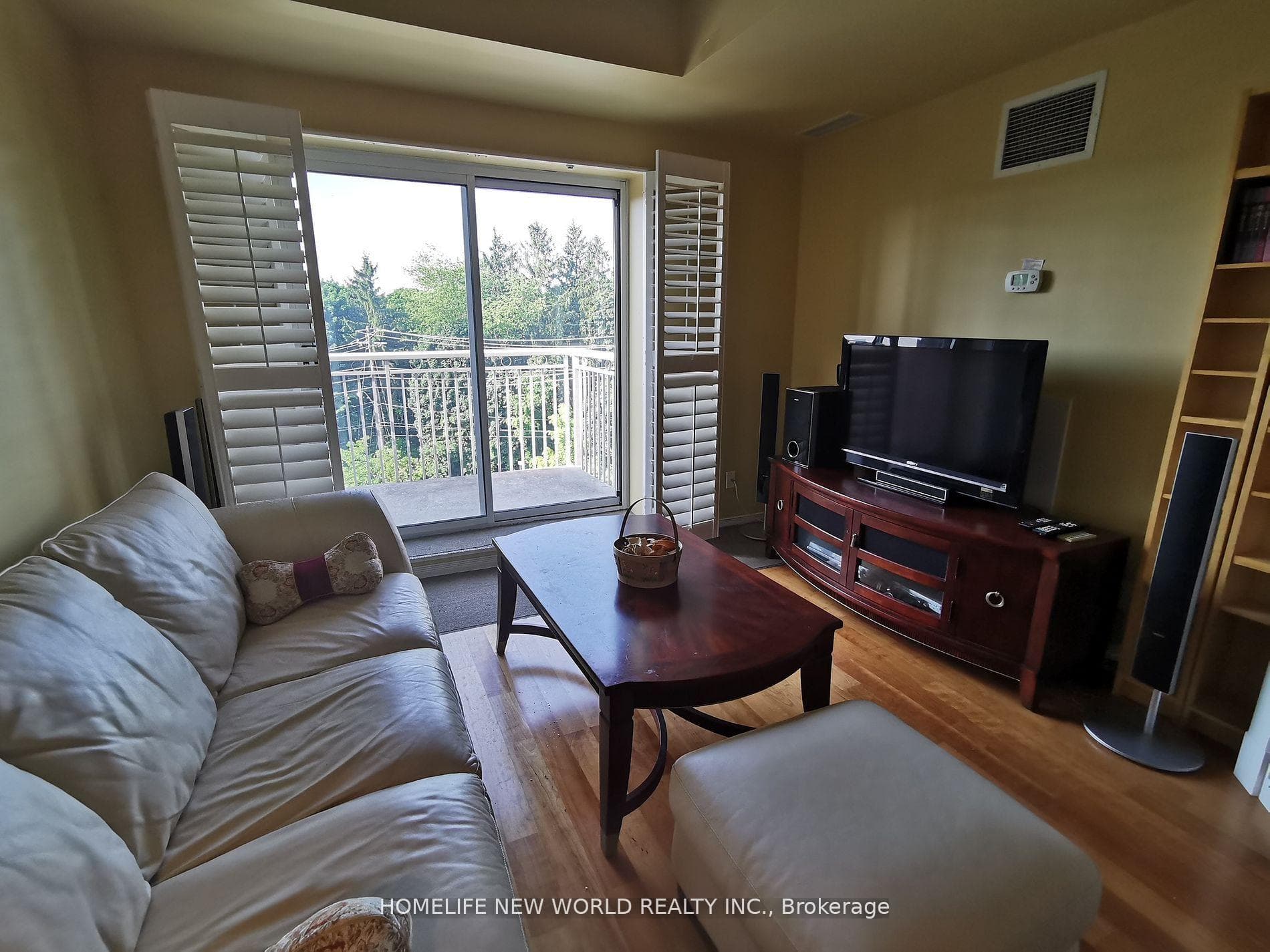 451 Rosewell Avenue Unit 515 photo 9