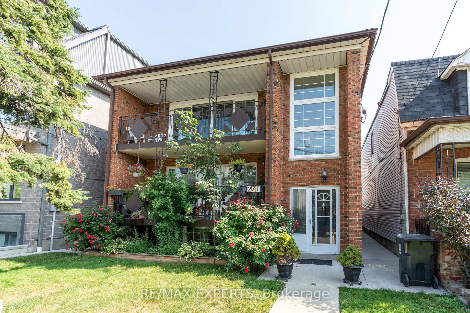 271 HARVIE Avenue Unit 3 photo 1
