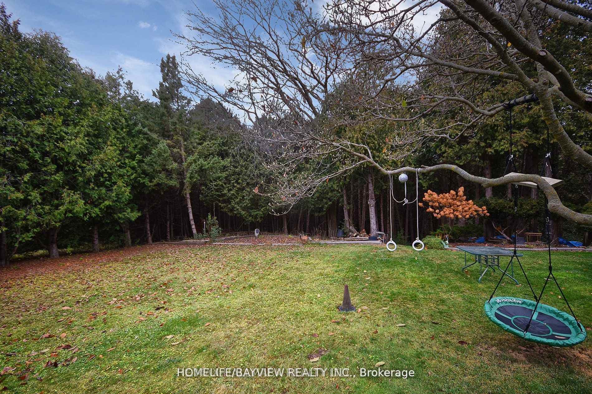 883 Leslie Valley Drive photo 34