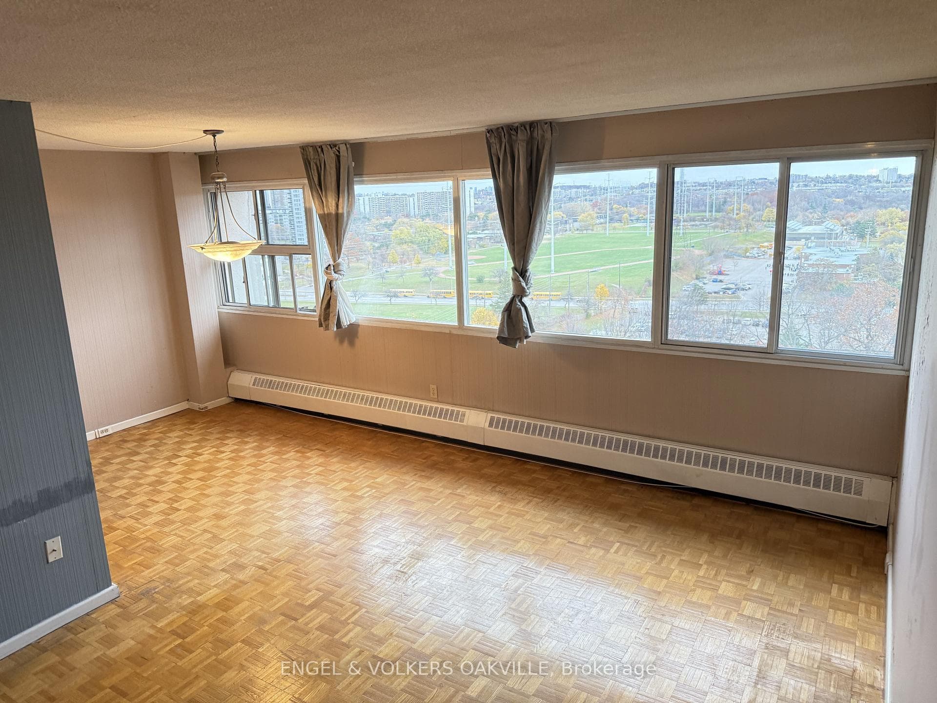 725 Don Mills Road Unit 1408 photo 7