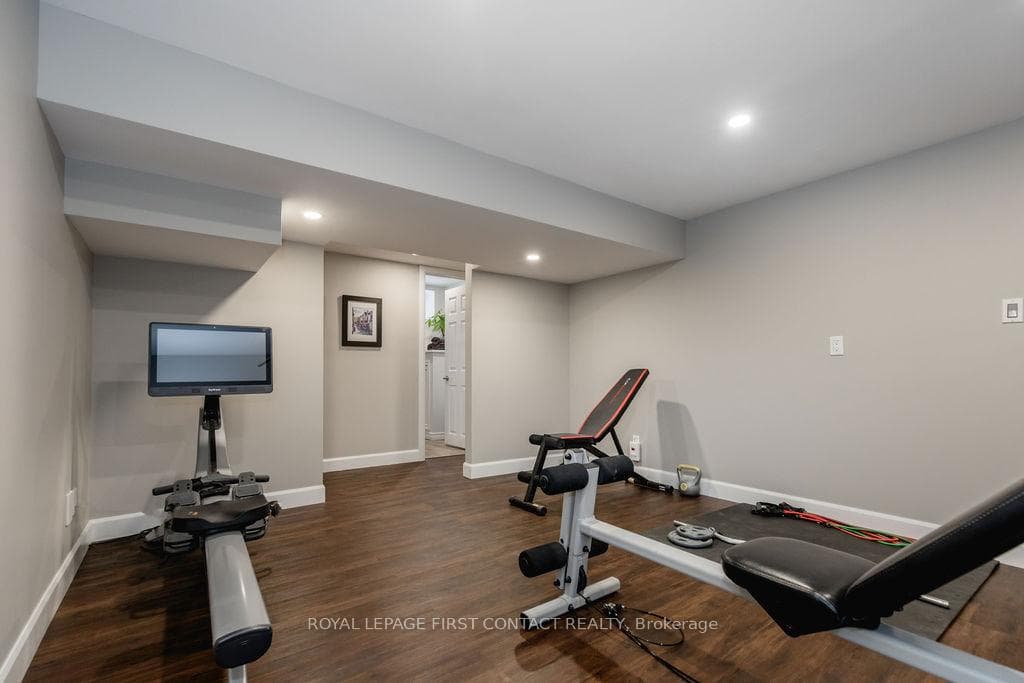 1289 Gervais Road photo 23