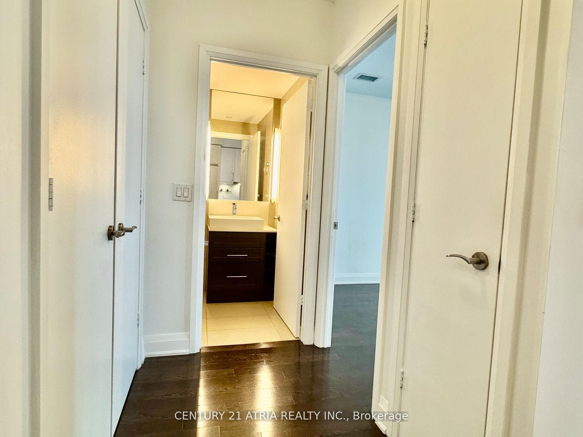 21 Clairtrell Road Unit 320 photo 20