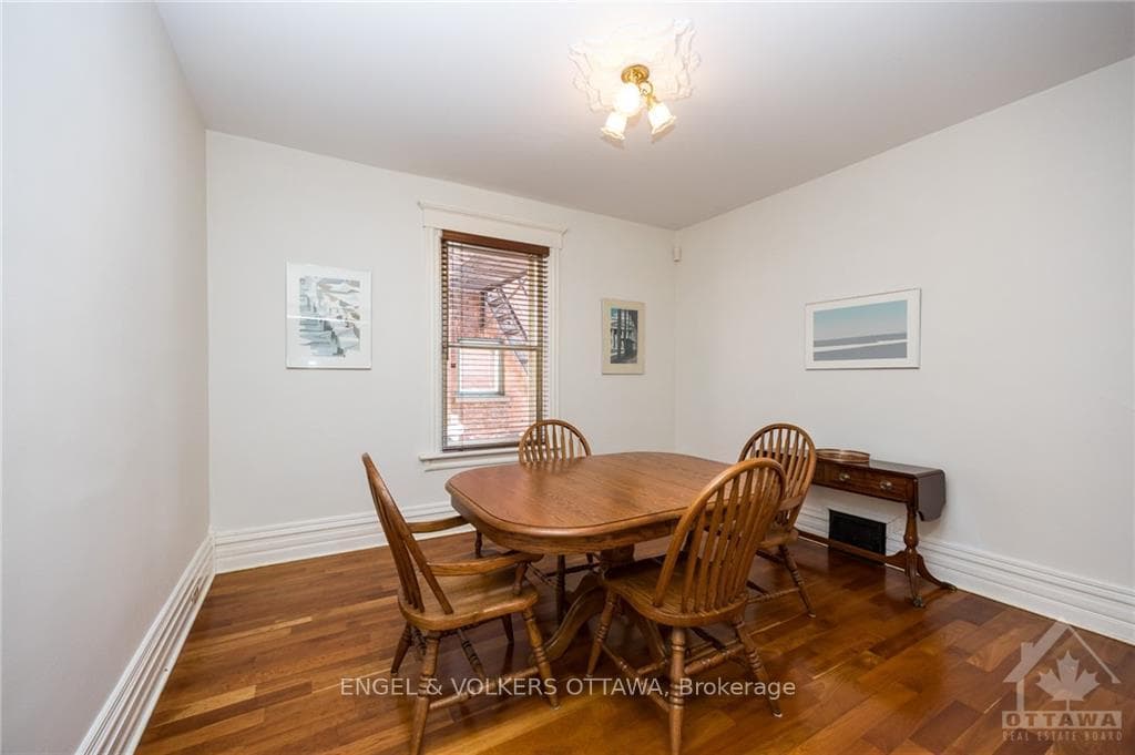 650 GILMOUR Street photo 6
