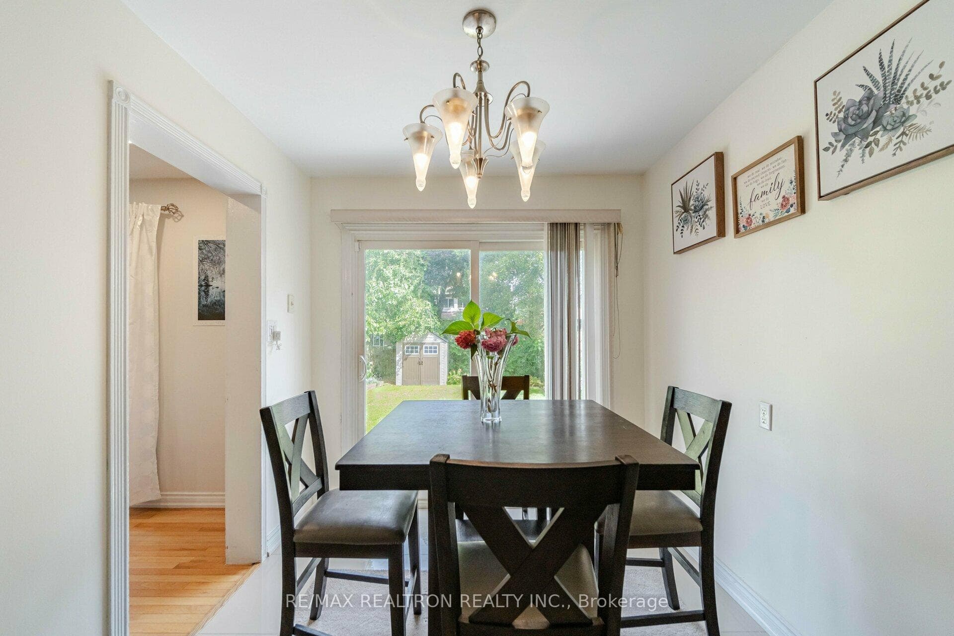 28 Verne Crescent photo 8