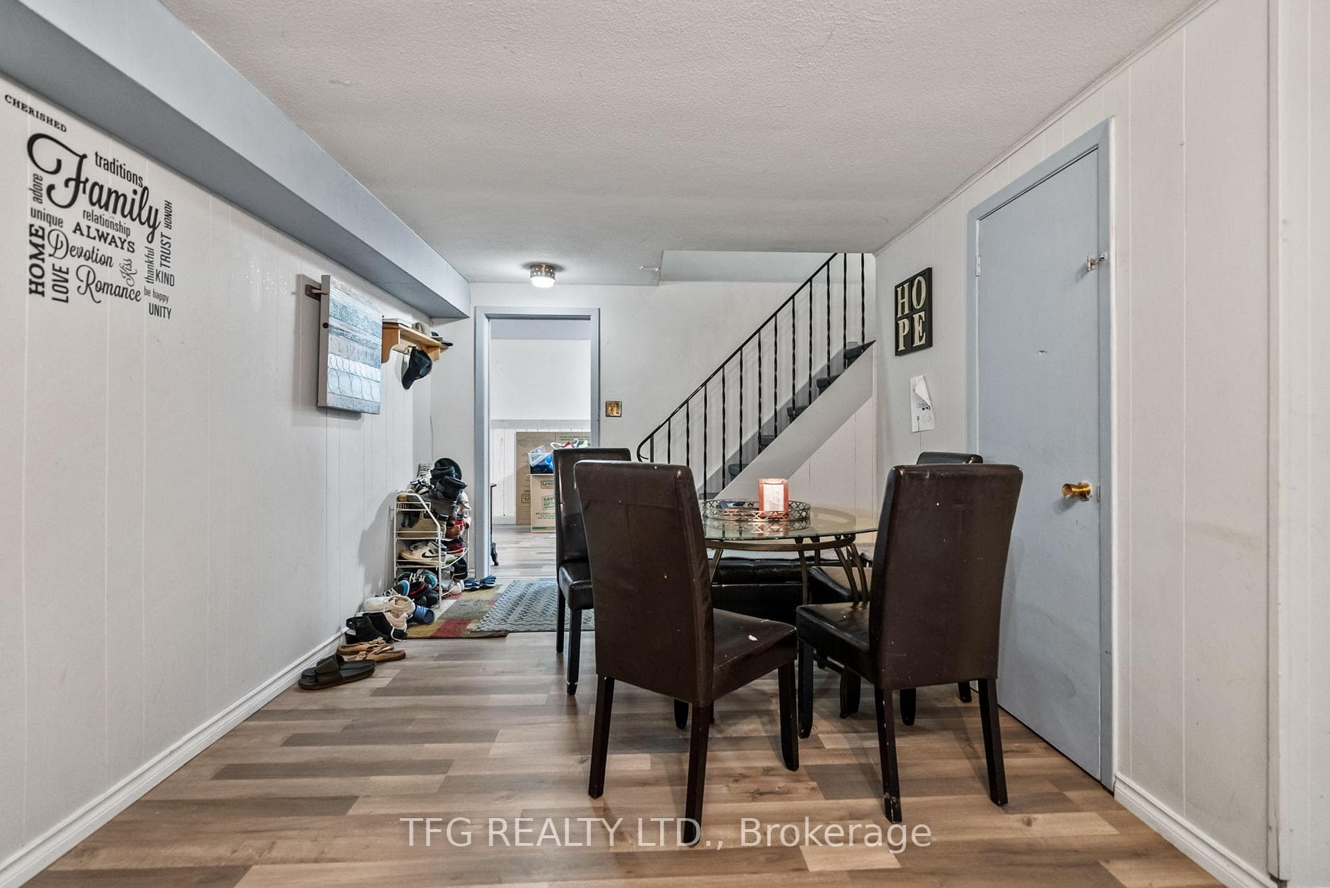 807 Fernhill Boulevard photo 20
