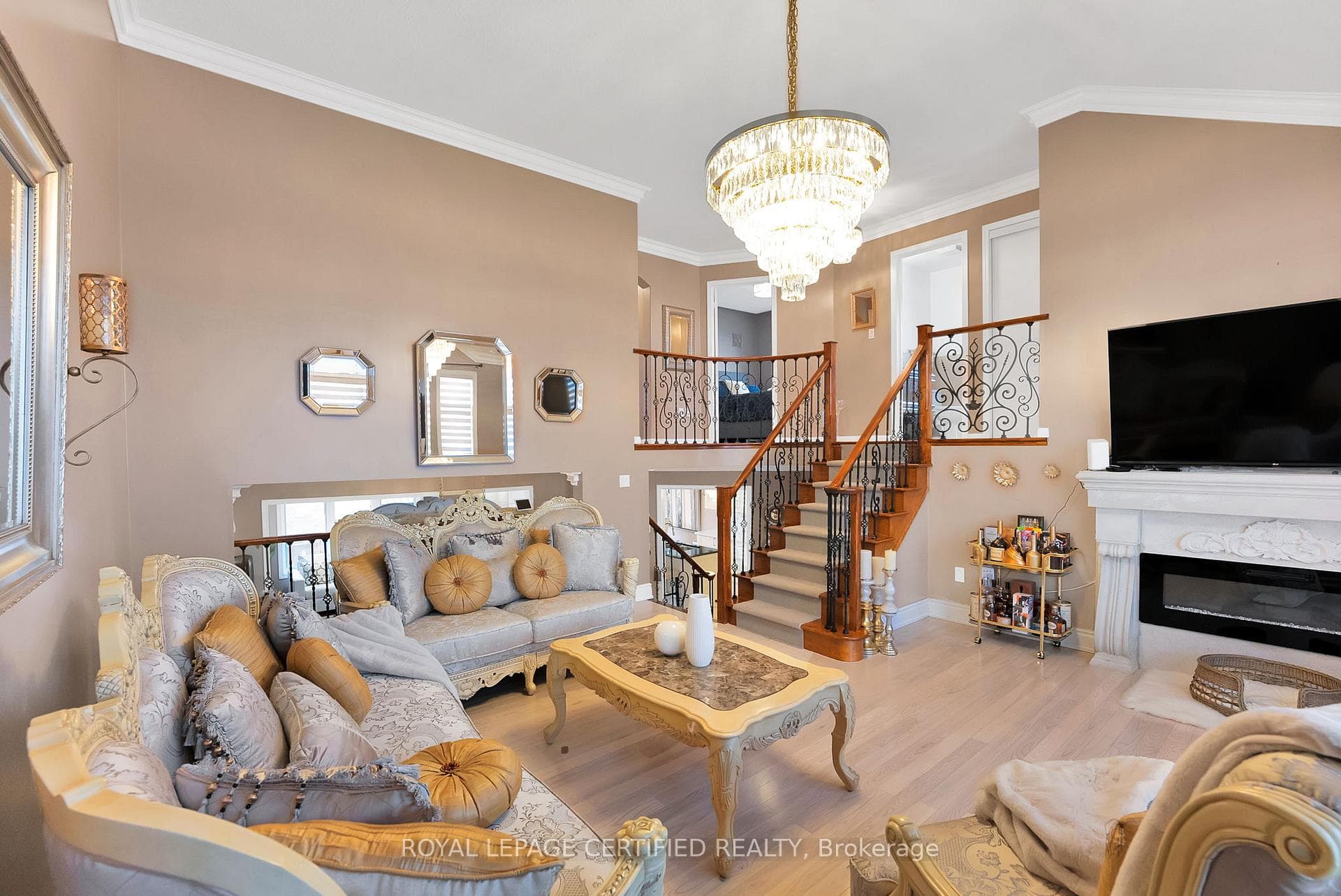 35 TAWNIE Crescent photo 21