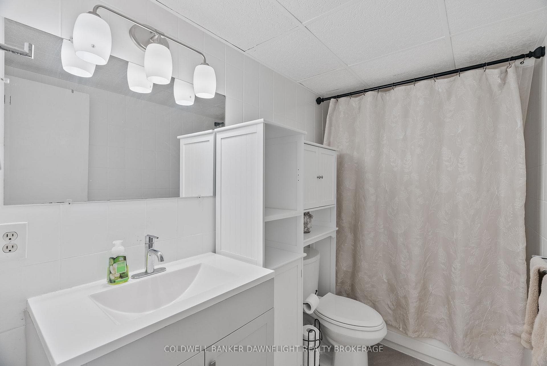 1105 Jalna Boulevard Unit 1103 photo 16