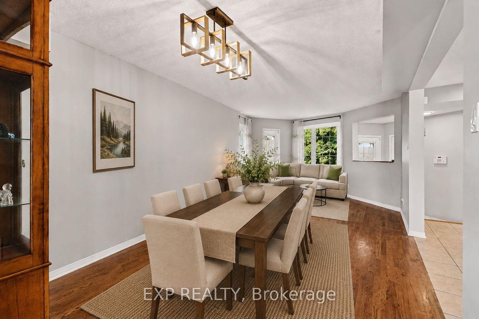 203 Duntroon Circle photo 9