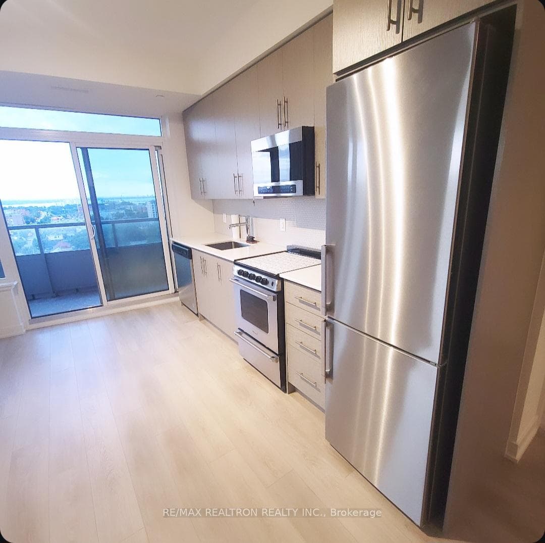 212 King William Street Unit 1317 photo 8