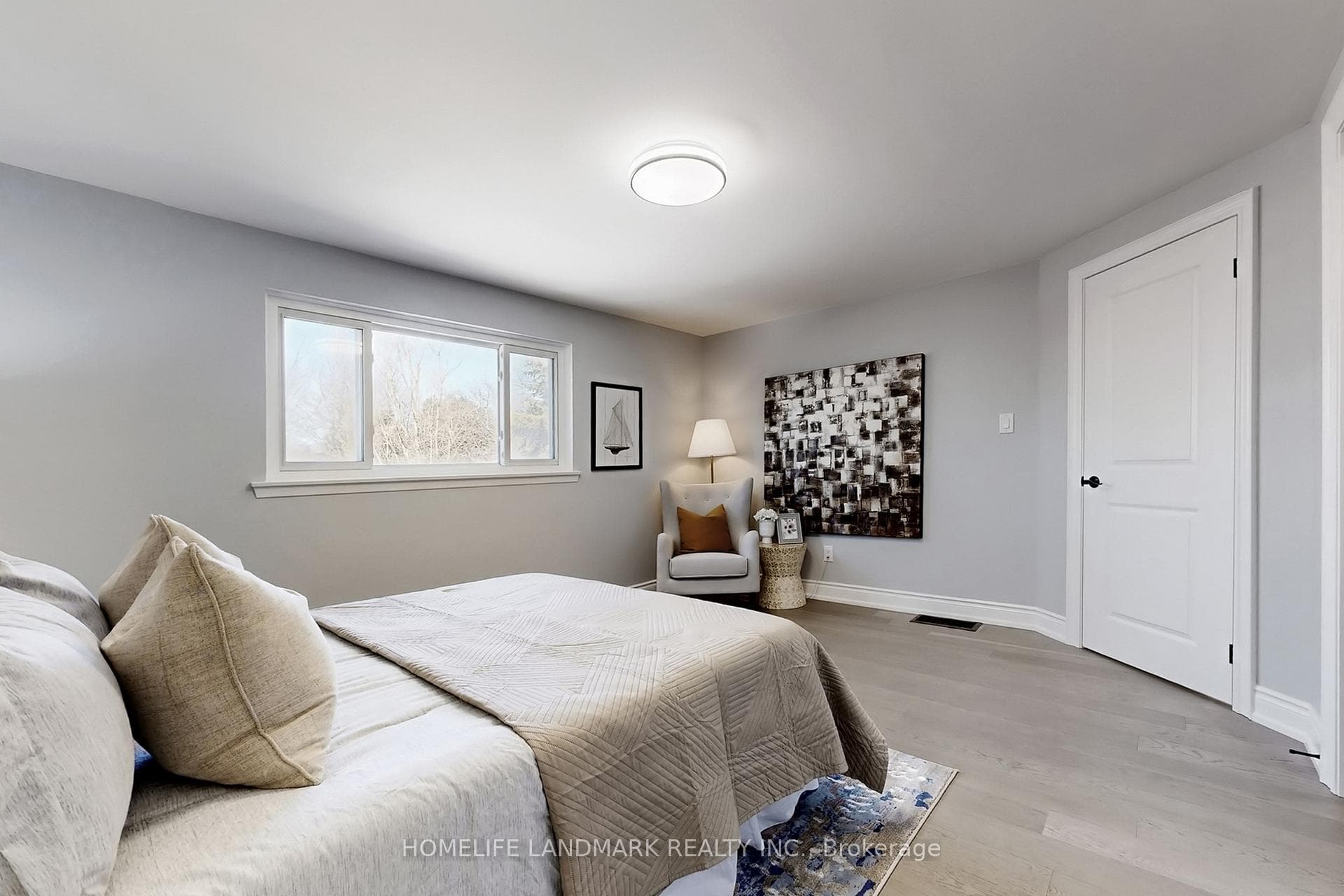 38 Pebblehill Square photo 22