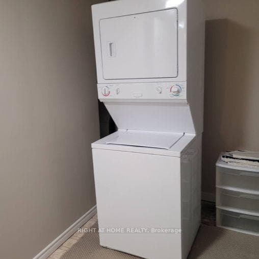 5 Shannon Street Unit Lower photo 9