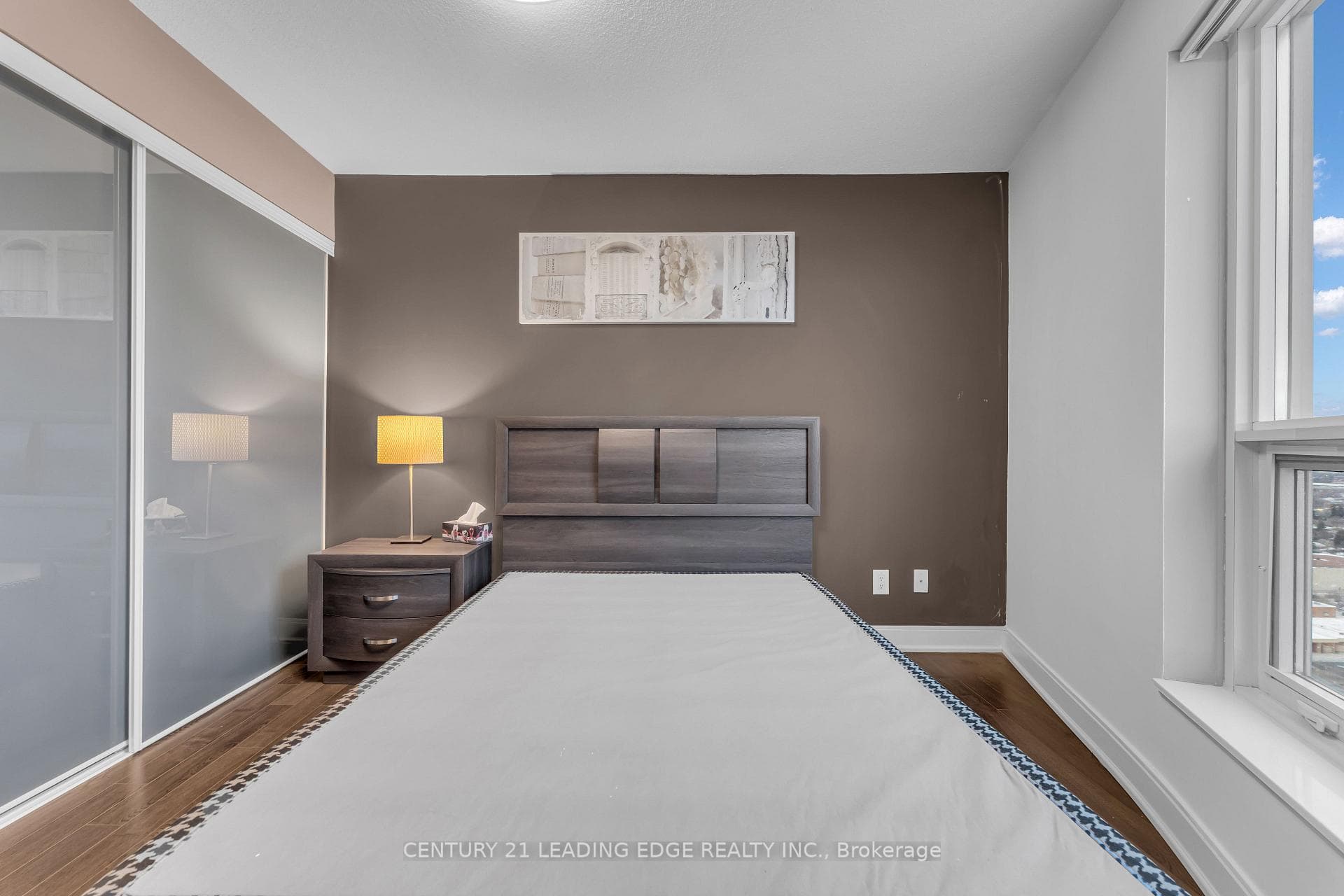 125 Village Green Square Unit 2903 photo 12