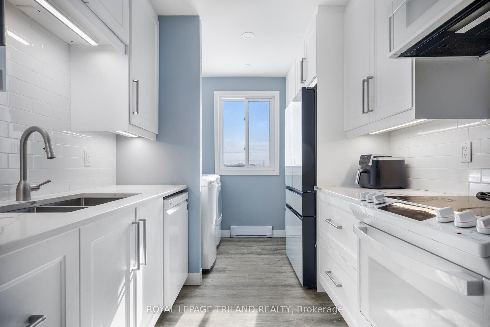 1096 Jalna Boulevard Unit 97 photo 11