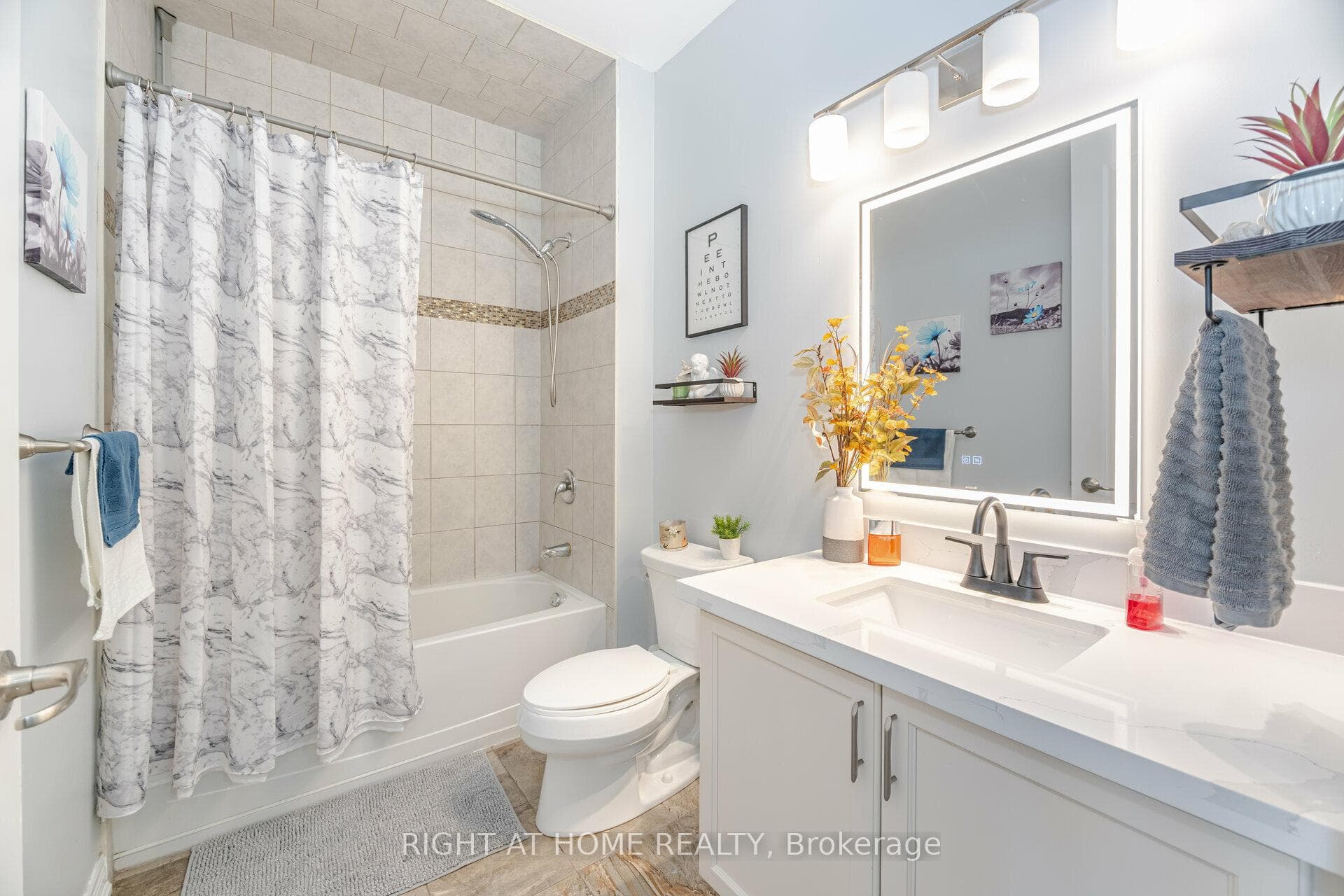 1419 Costigan Road Unit 601 photo 23
