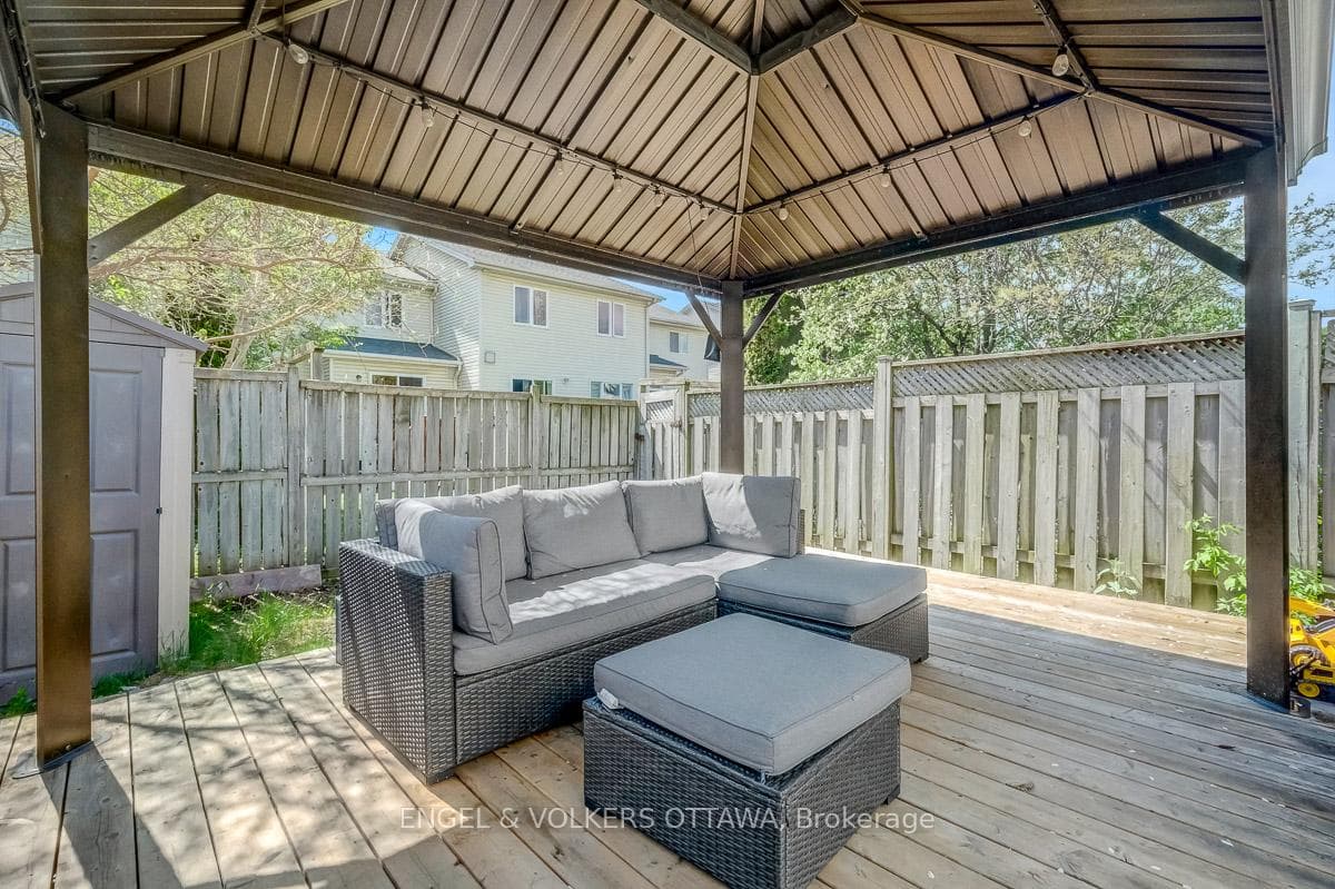 88 Kincardine Drive photo 43