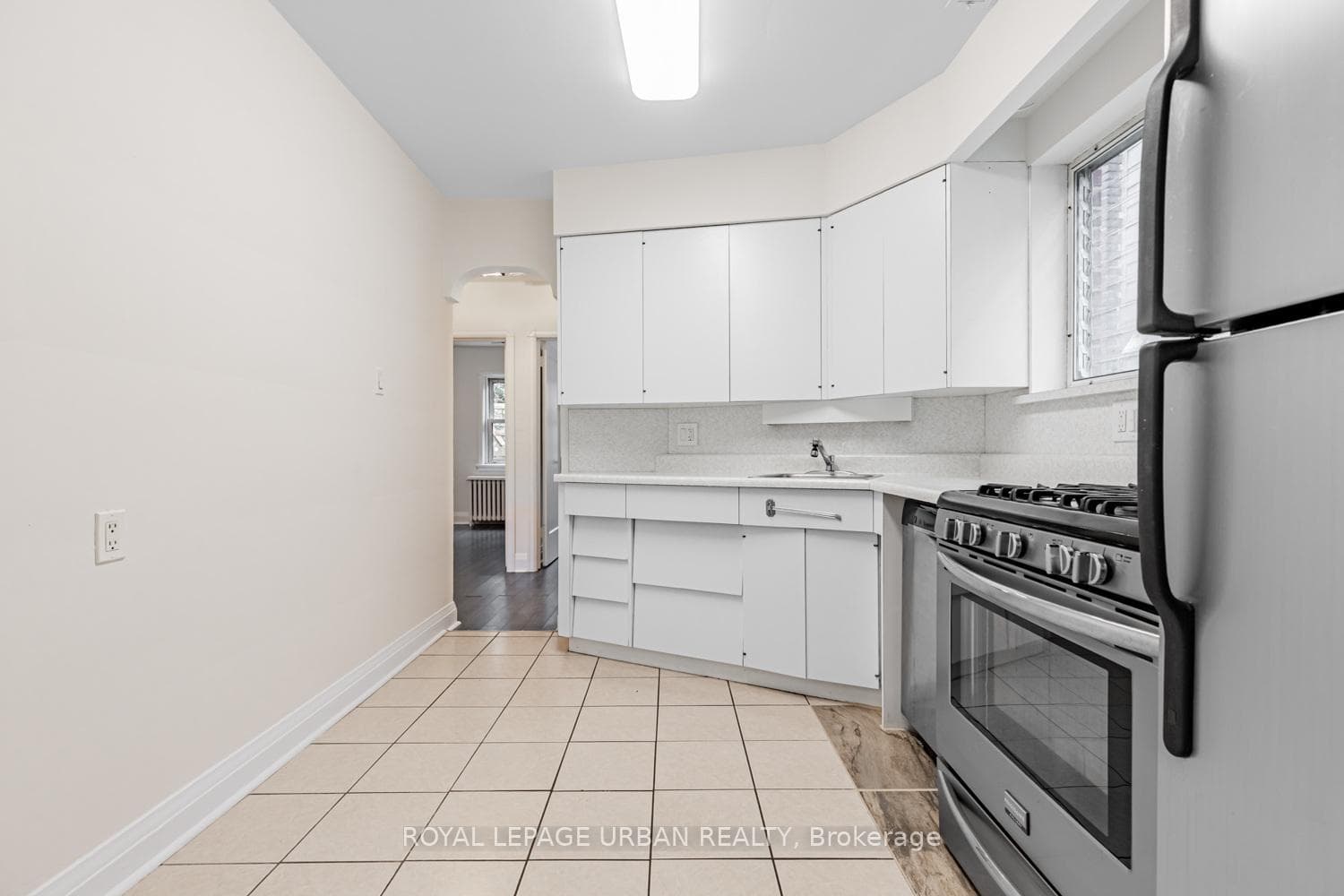 127 Cadorna Avenue photo 12