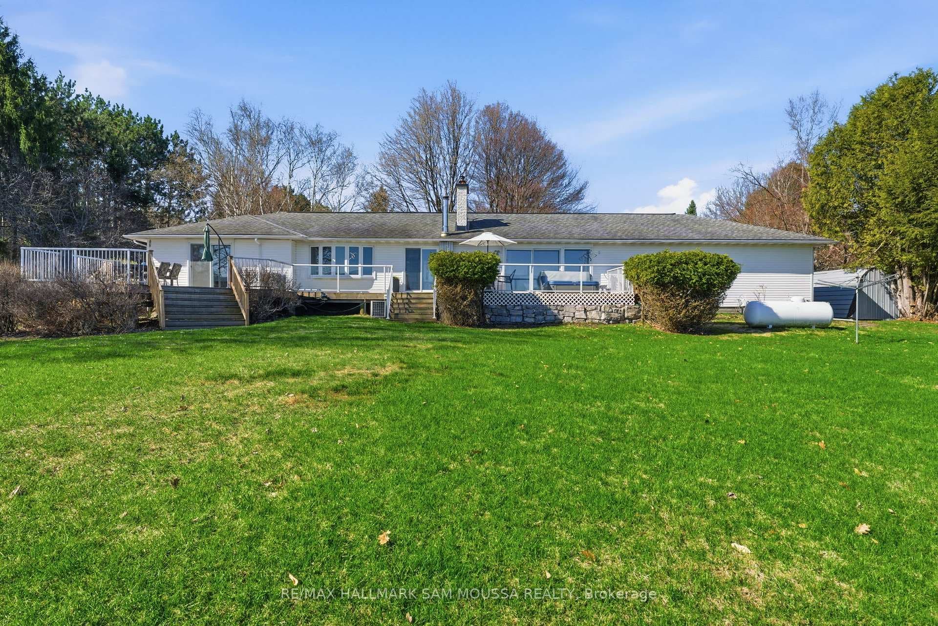 122 Colonel Nicholson Lane photo 40