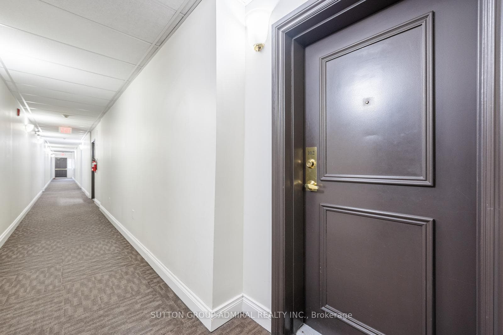 9944 Keele Street Unit 102 photo 22