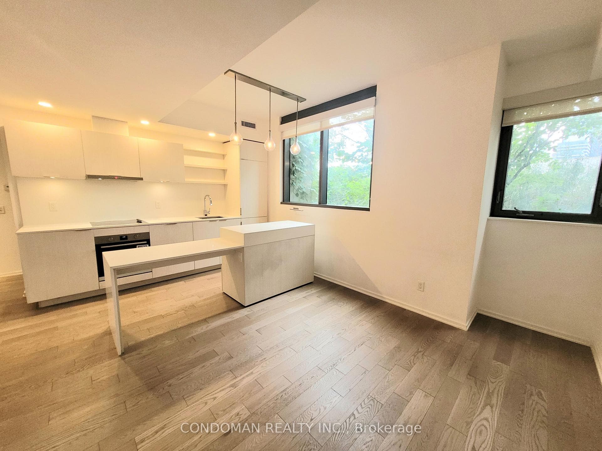 12 Bonnycastle Street Unit 204 photo 3