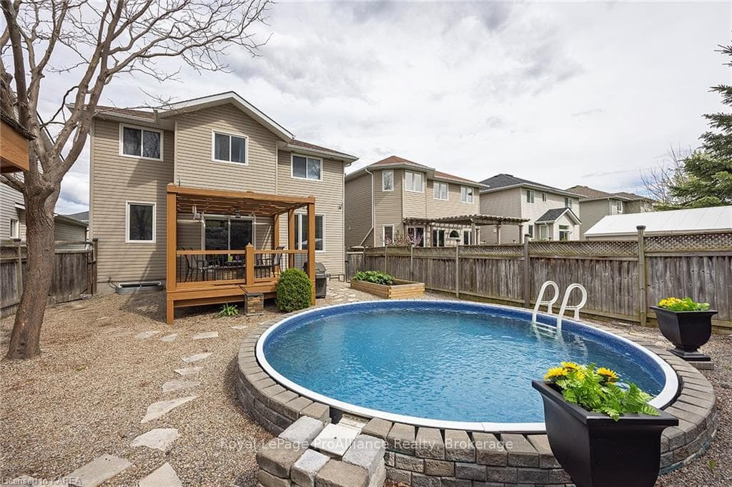 2070 BALANTRAE Circle photo 48