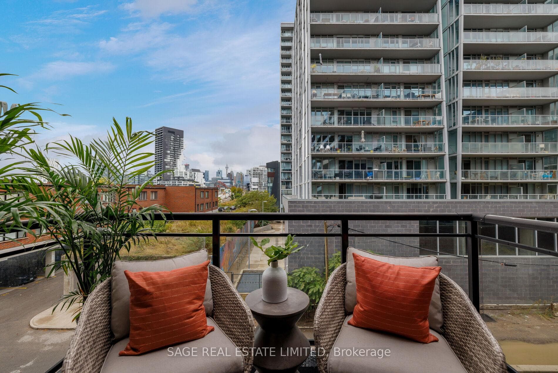 68 Broadview Avenue Unit 308 photo 26