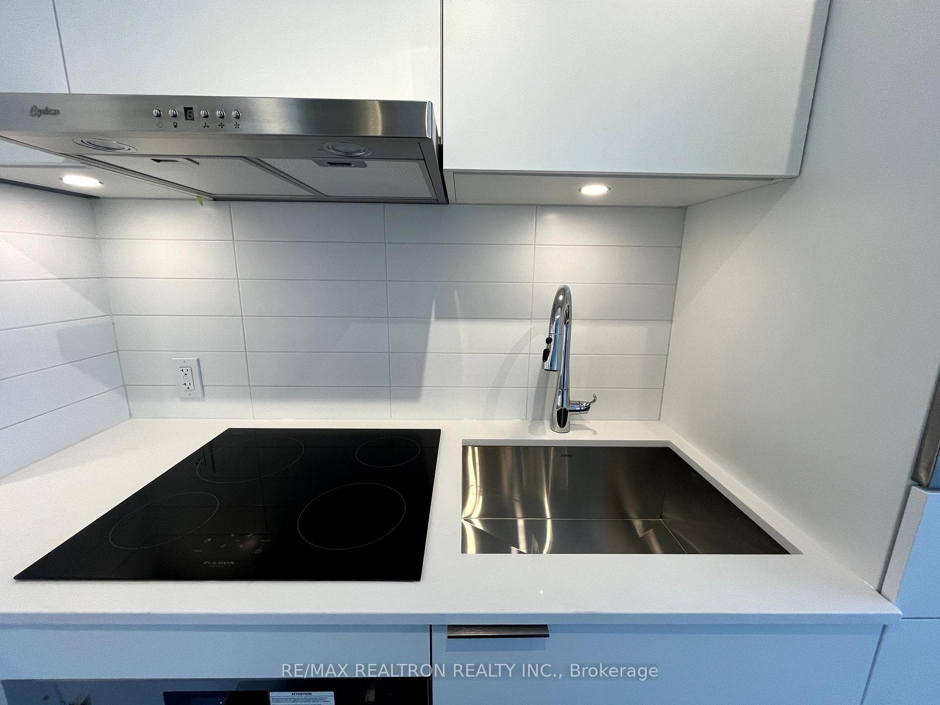 7 Golden Lion Heights Unit N1102 photo 18