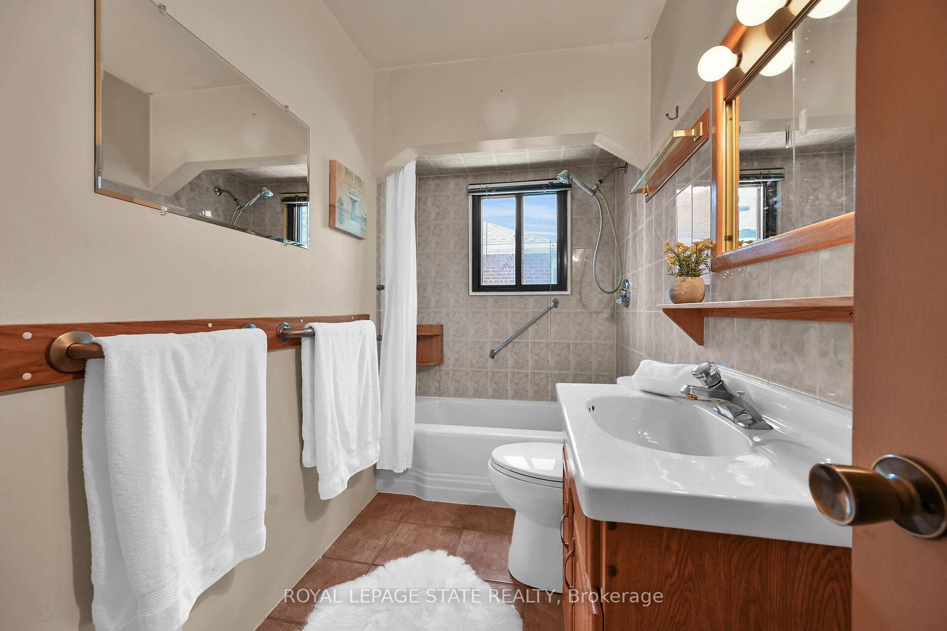 Main 4 pce bath