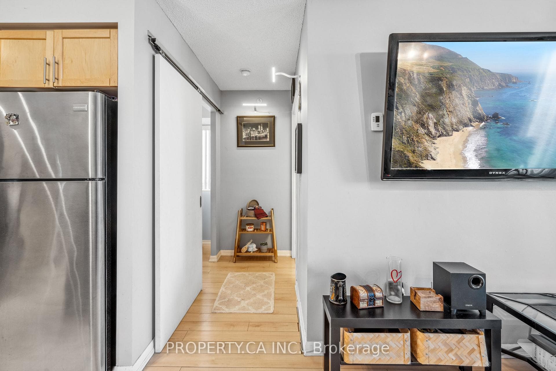 800 Lawrence Avenue Unit 306 photo 7