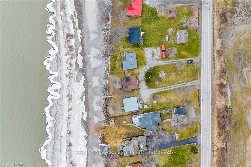12547 LAKESHORE Road photo 35