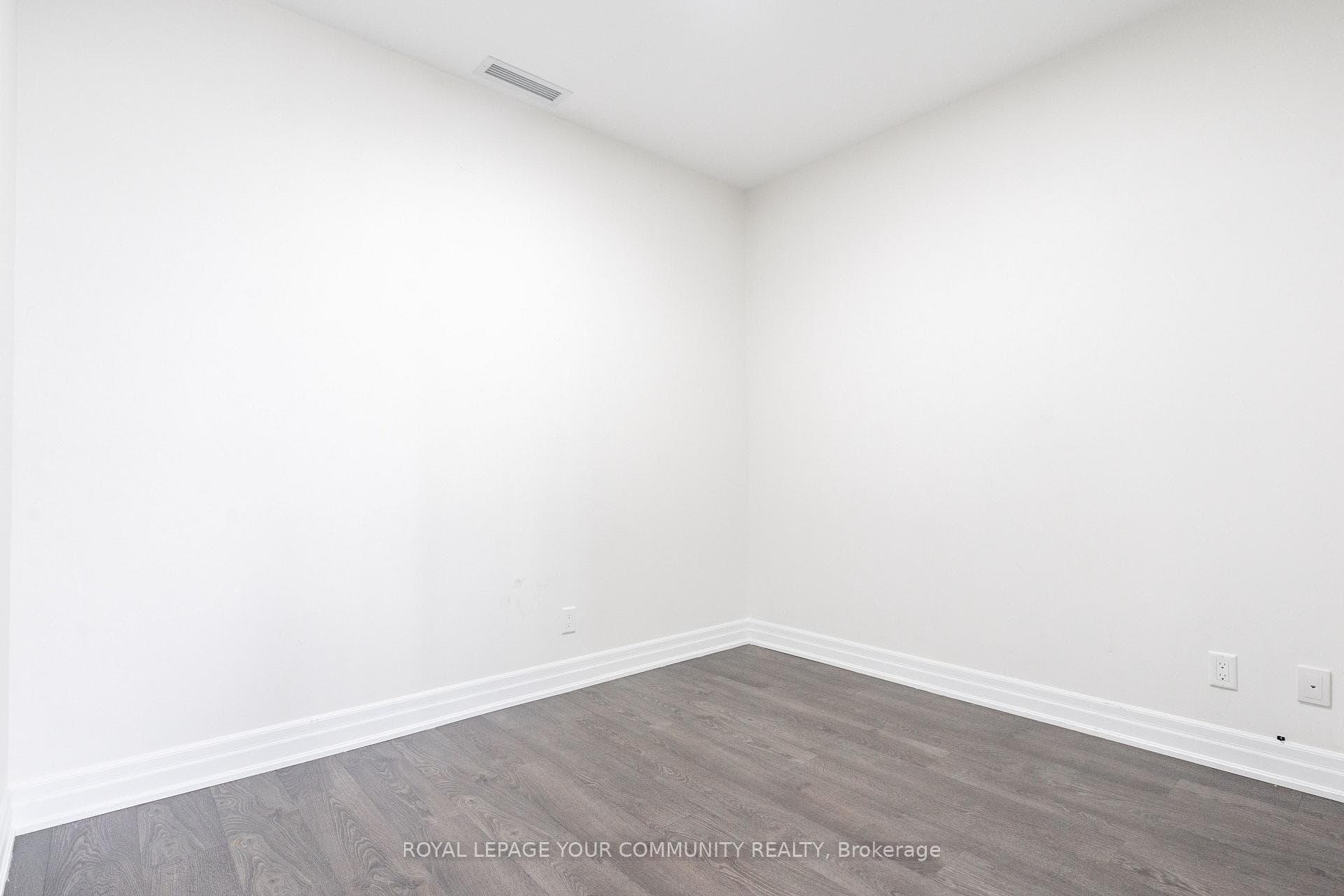 9075 Jane Street Unit 603 photo 18