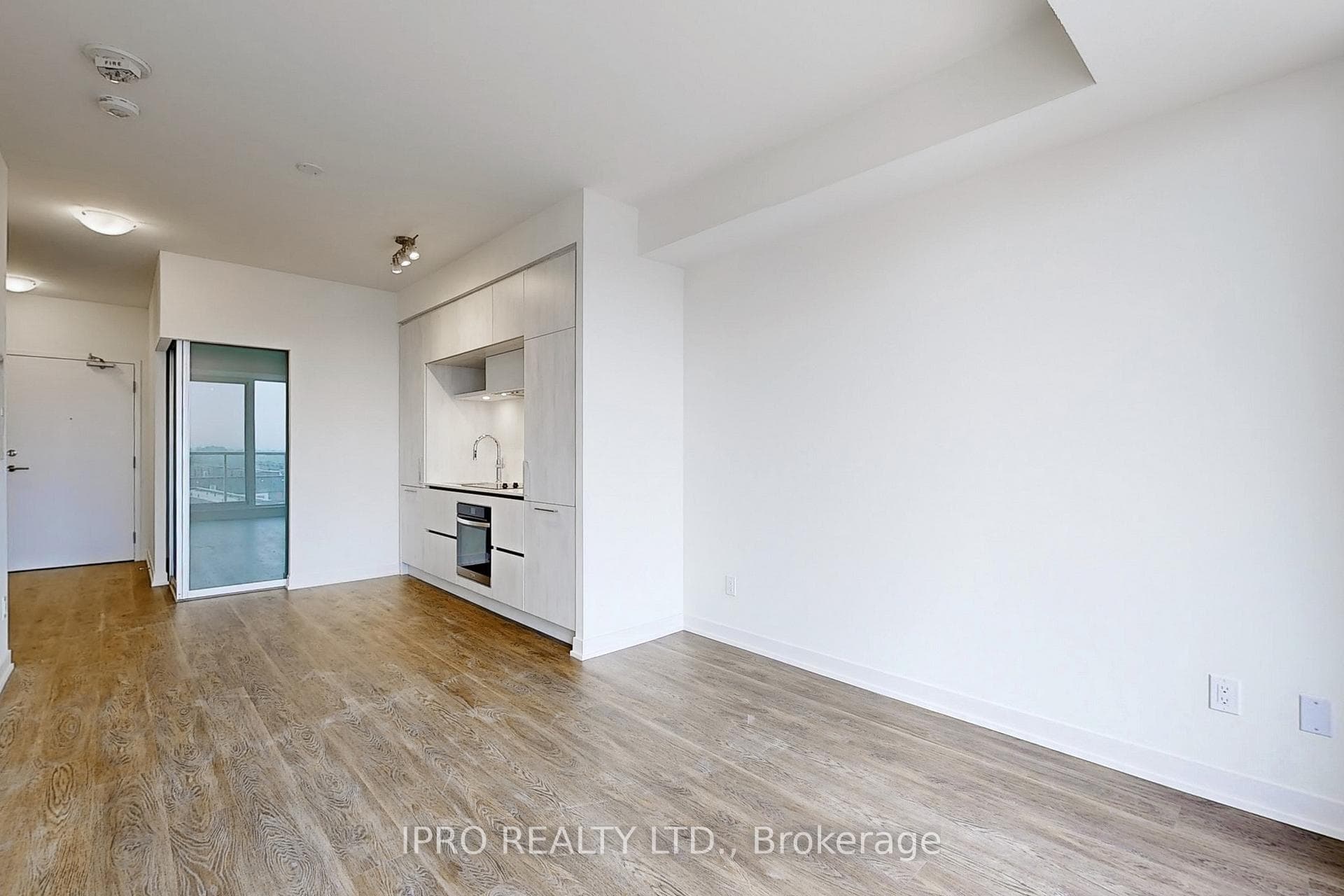 2 David Eyer Road Unit 731 photo 10