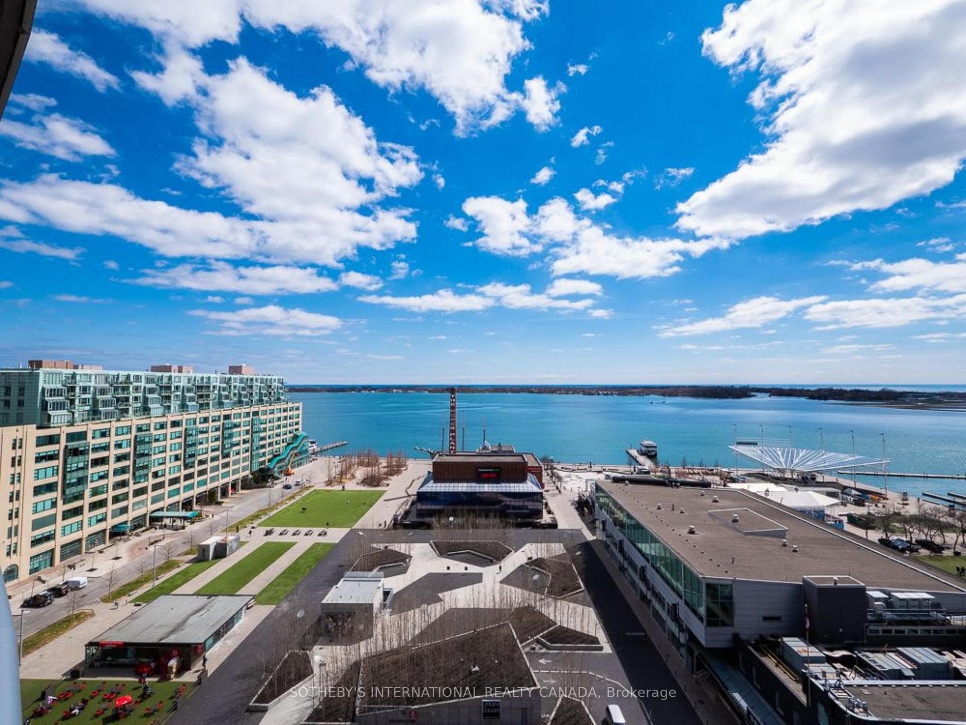 218 Queens Quay Unit 505 photo 23