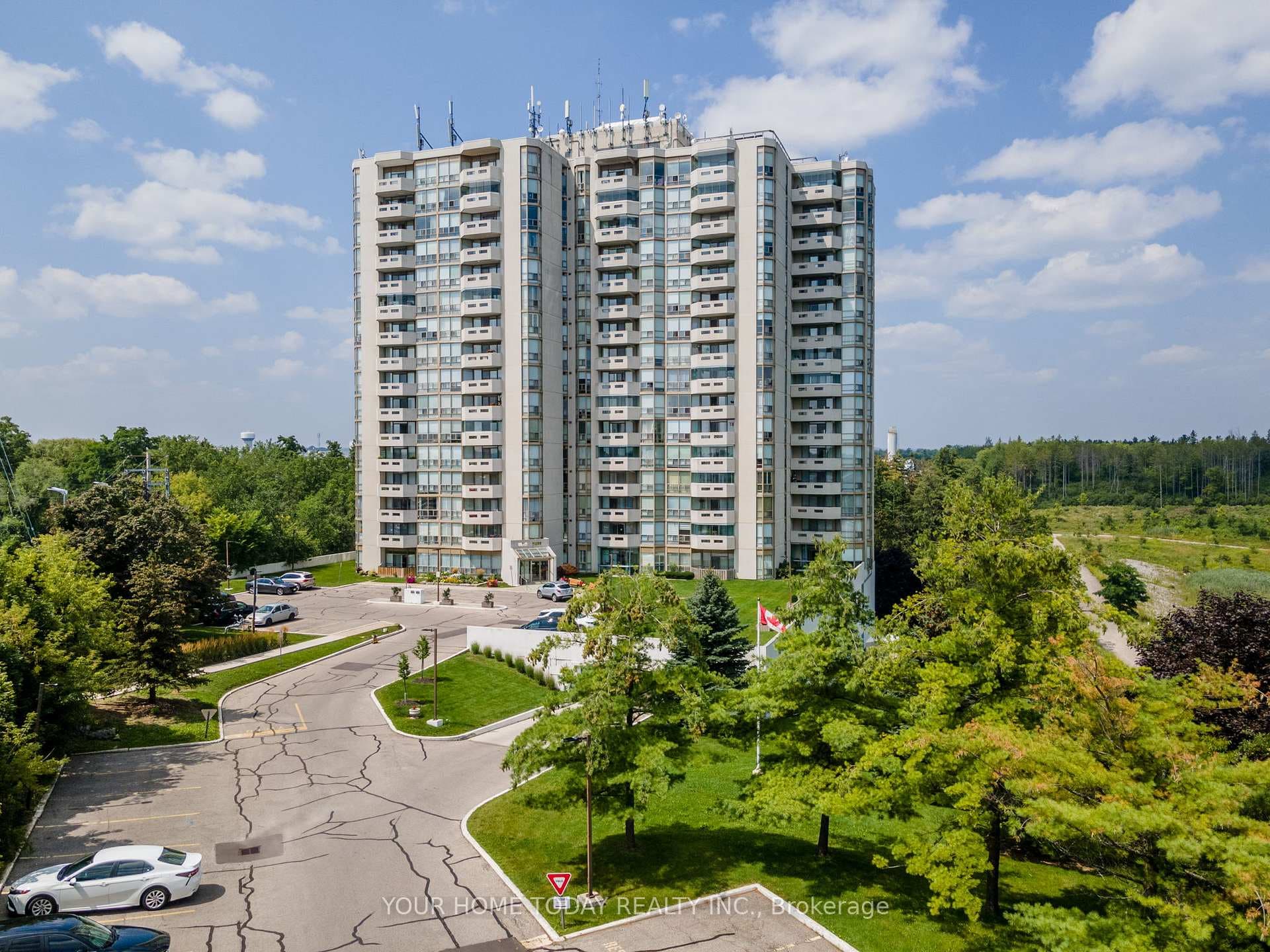 20 McFarlane Drive Unit 506 photo 1