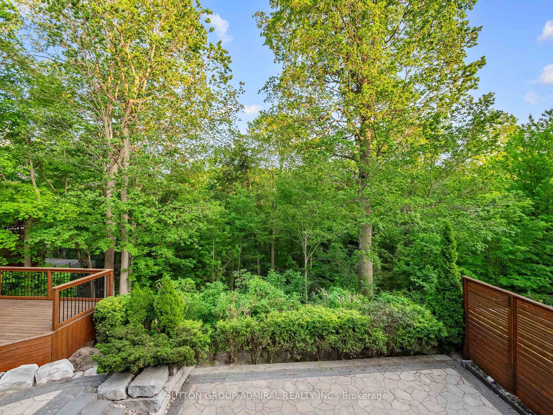 35 Wentworth Avenue photo 4