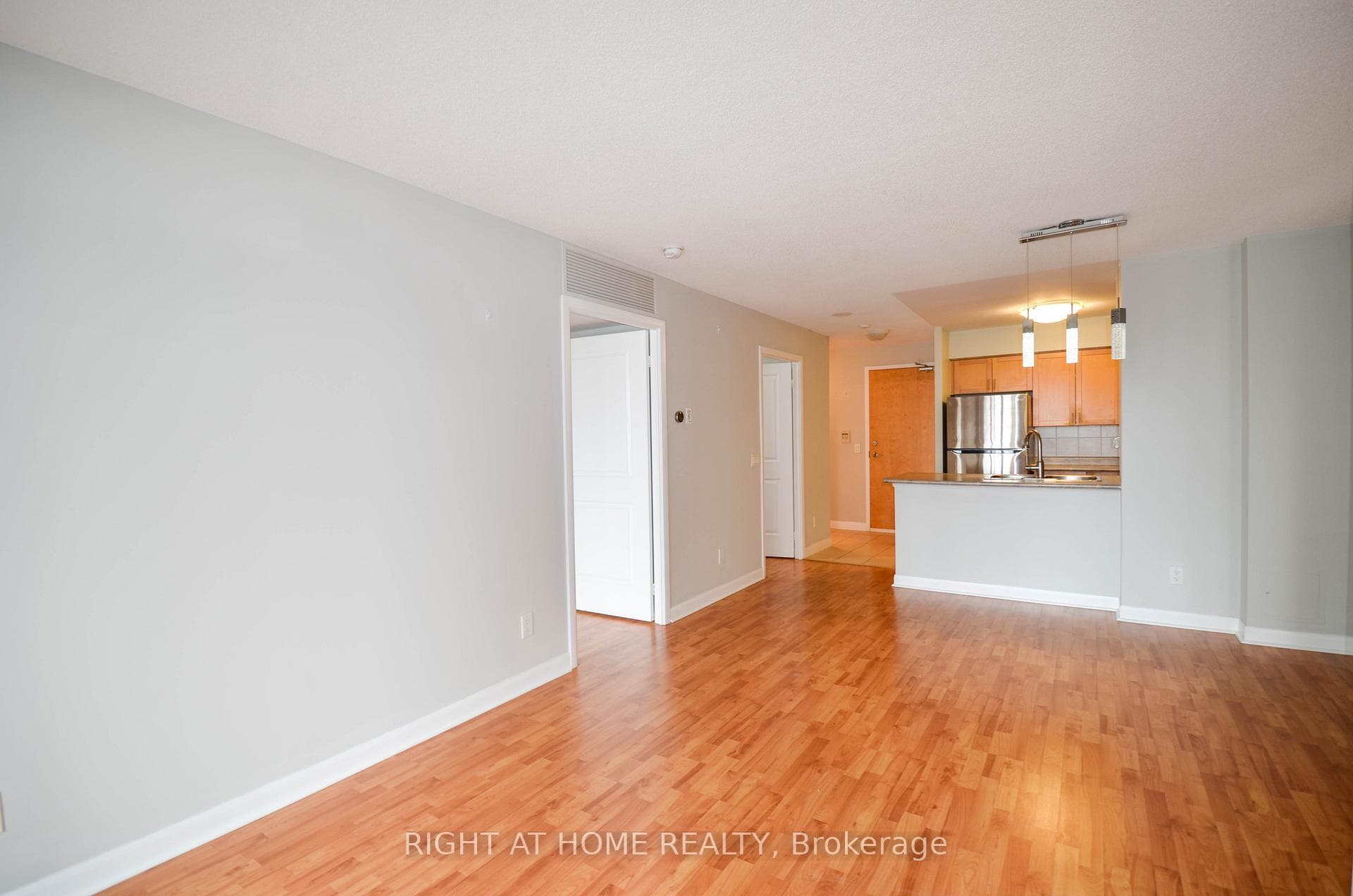 4978 Yonge Street Unit 1903 photo 1