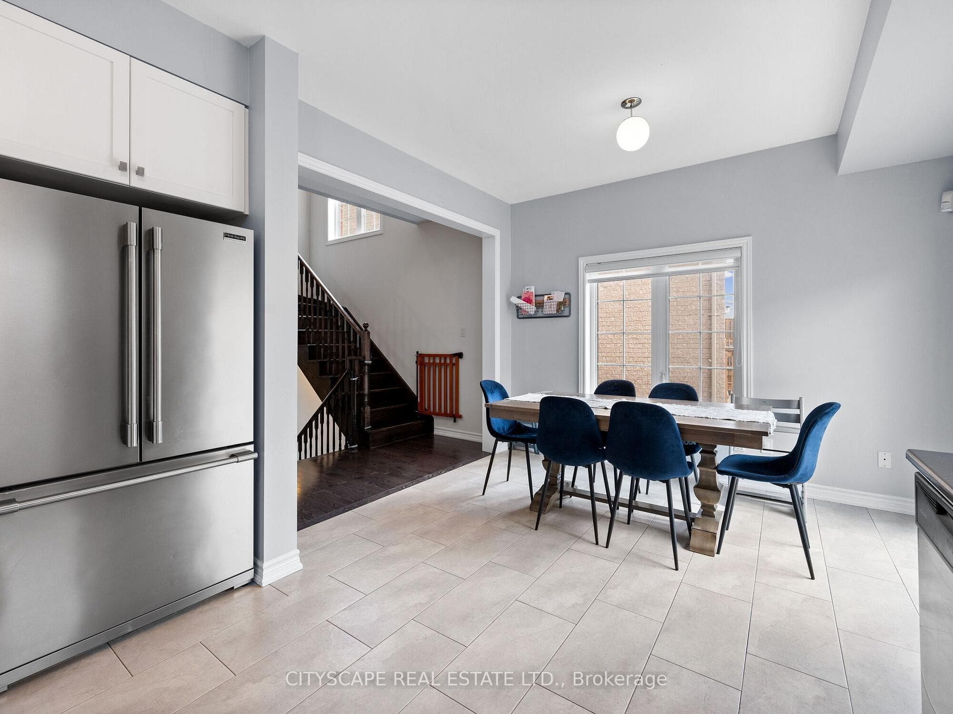 13 Aspen Hills Road photo 13
