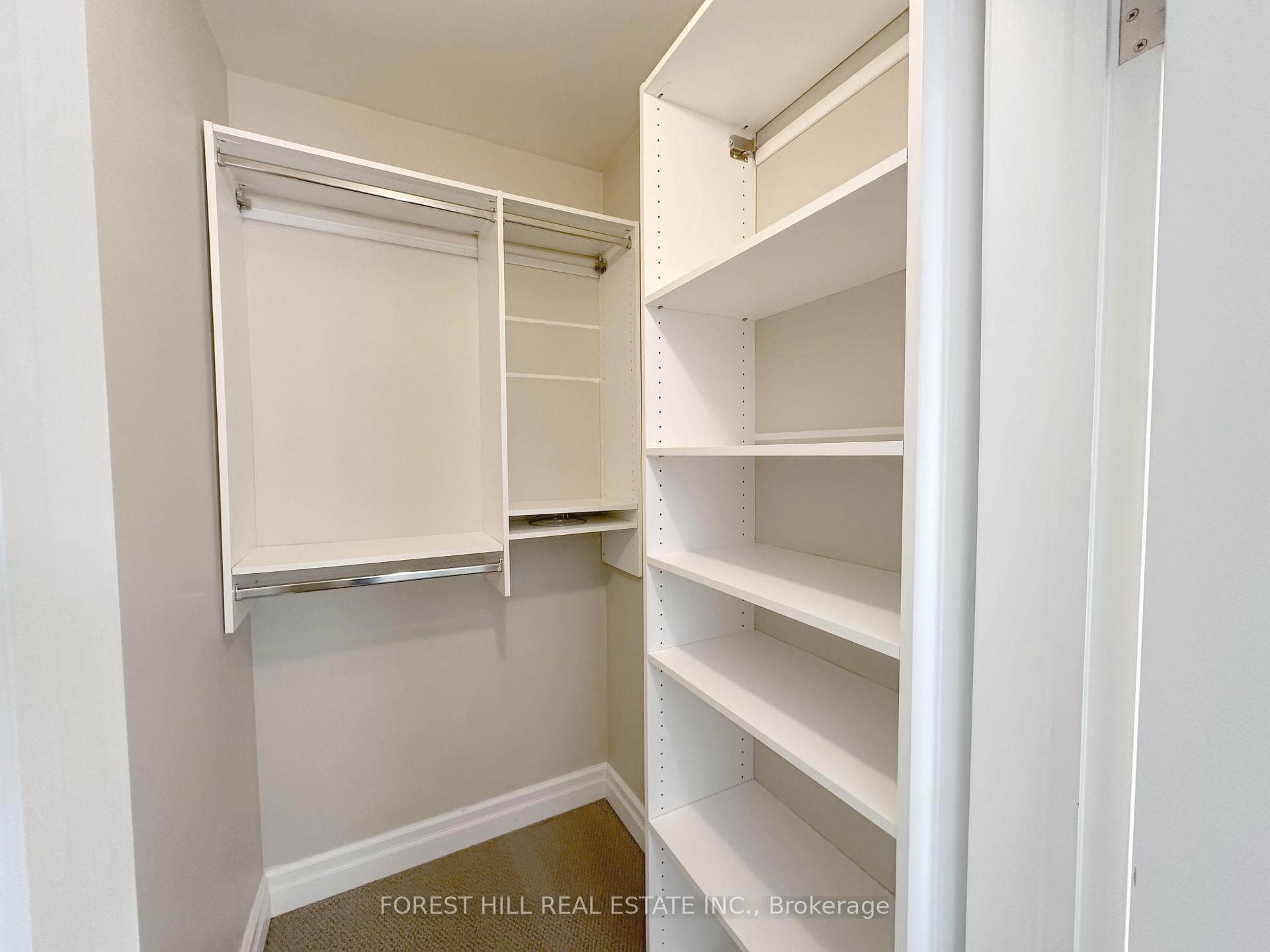 1003 Avenue Road Unit 2 (Upper) photo 17