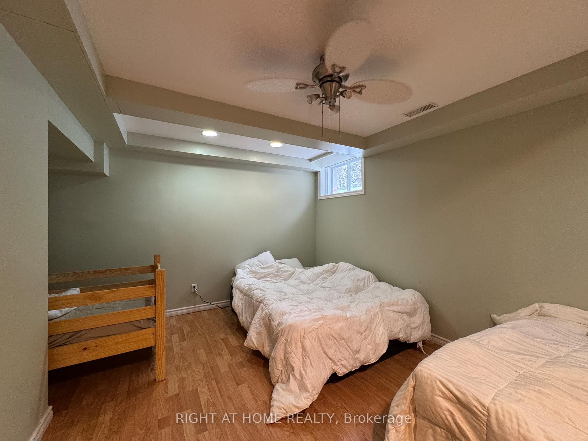 67 Bridgedale Crescent photo 27