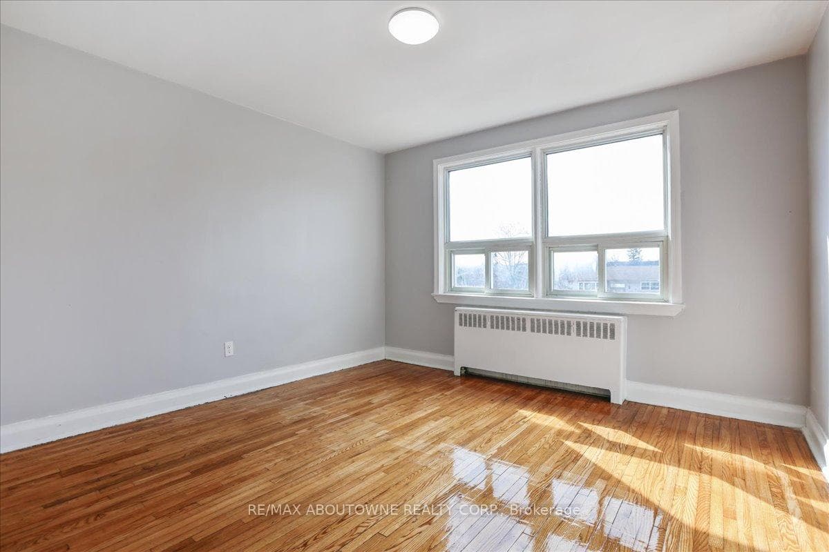 1031 Churchill Avenue Unit 8 photo 13