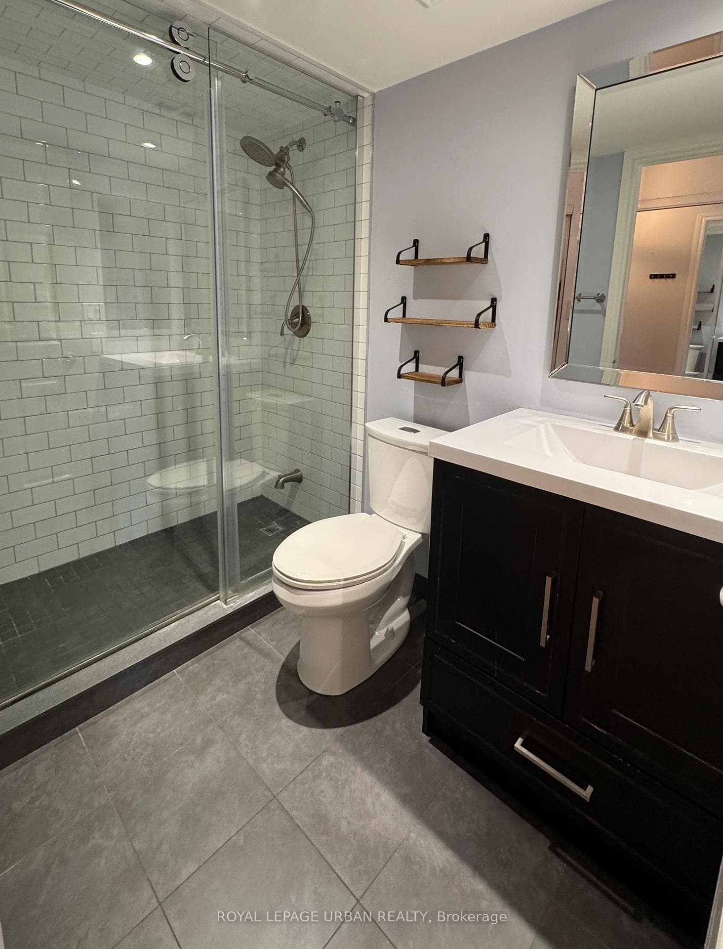 250 Wellington Street Unit 1036 photo 6