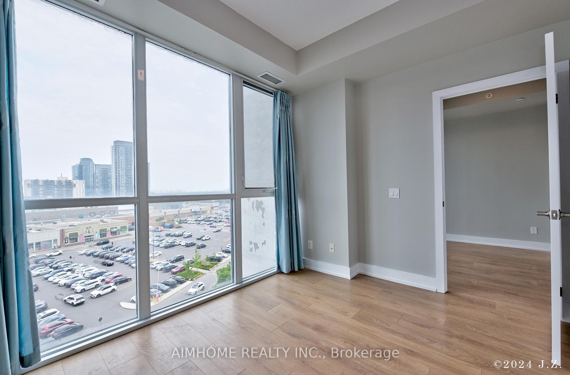 128 Fairview Mall Drive Unit 812 photo 16