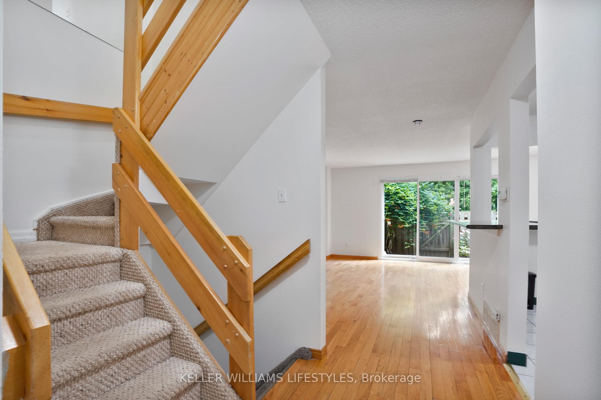 500 Osgoode Drive Unit 62 photo 7