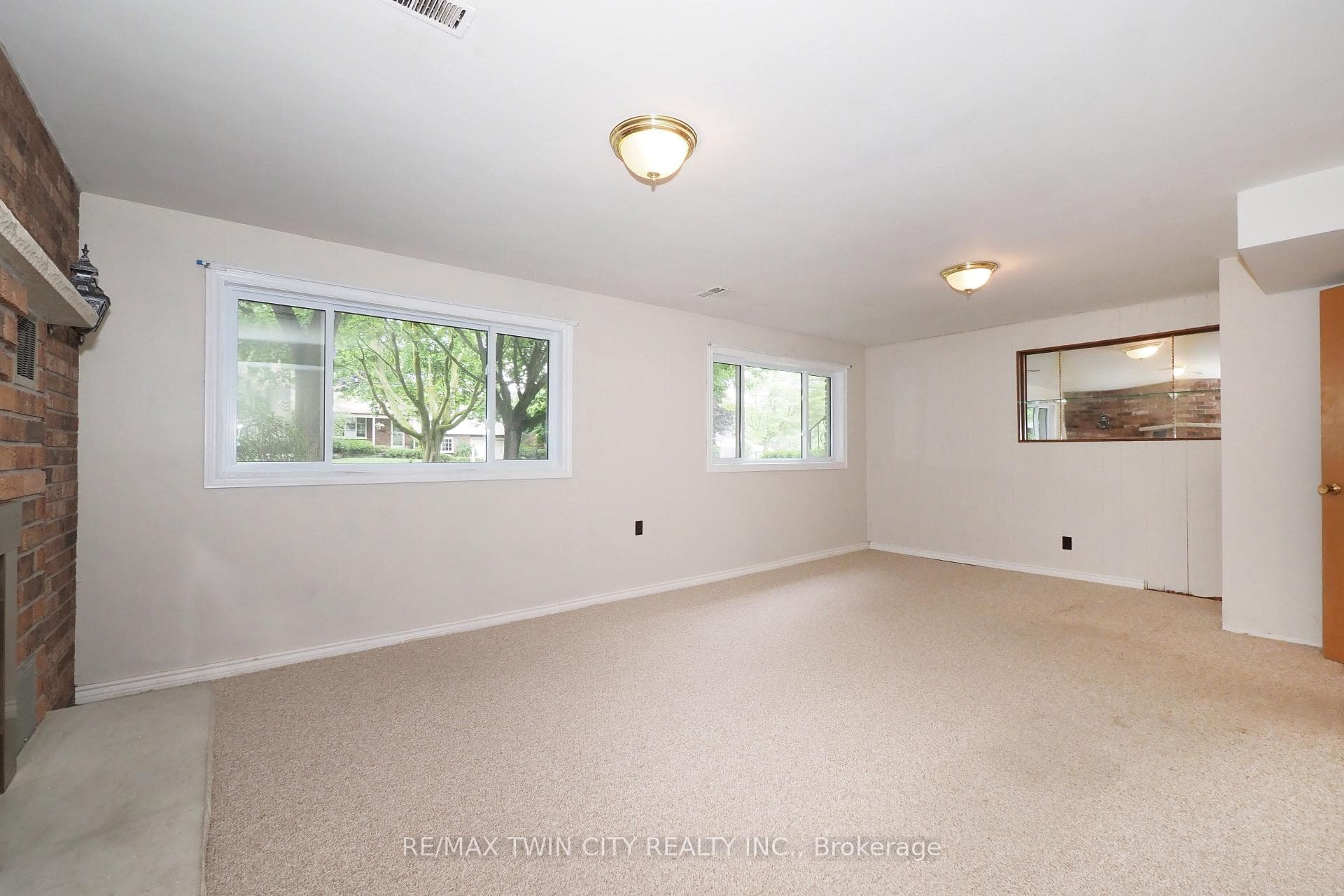 401 Forest Hill Drive photo 36