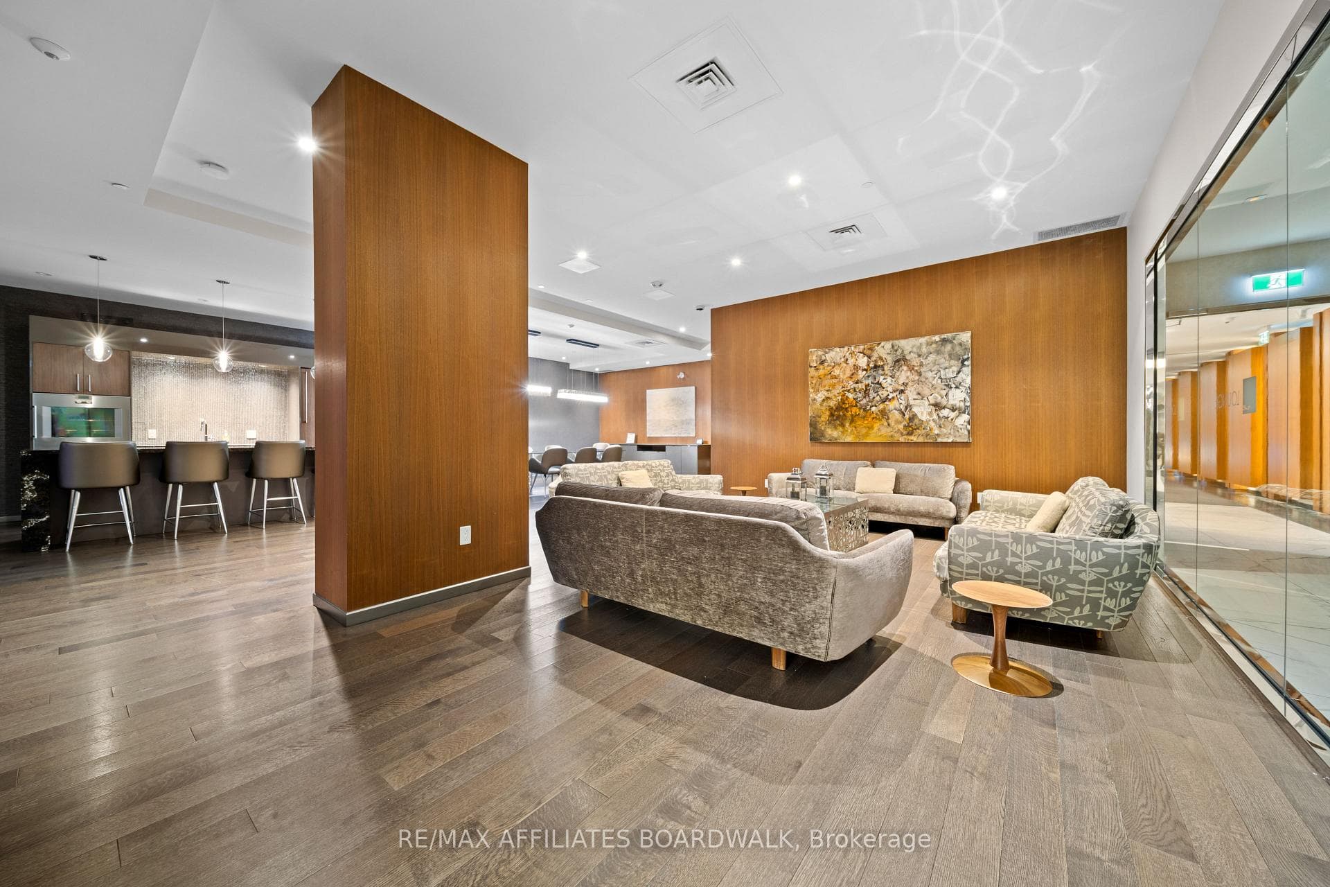 101 Queen Street Unit 706 photo 22