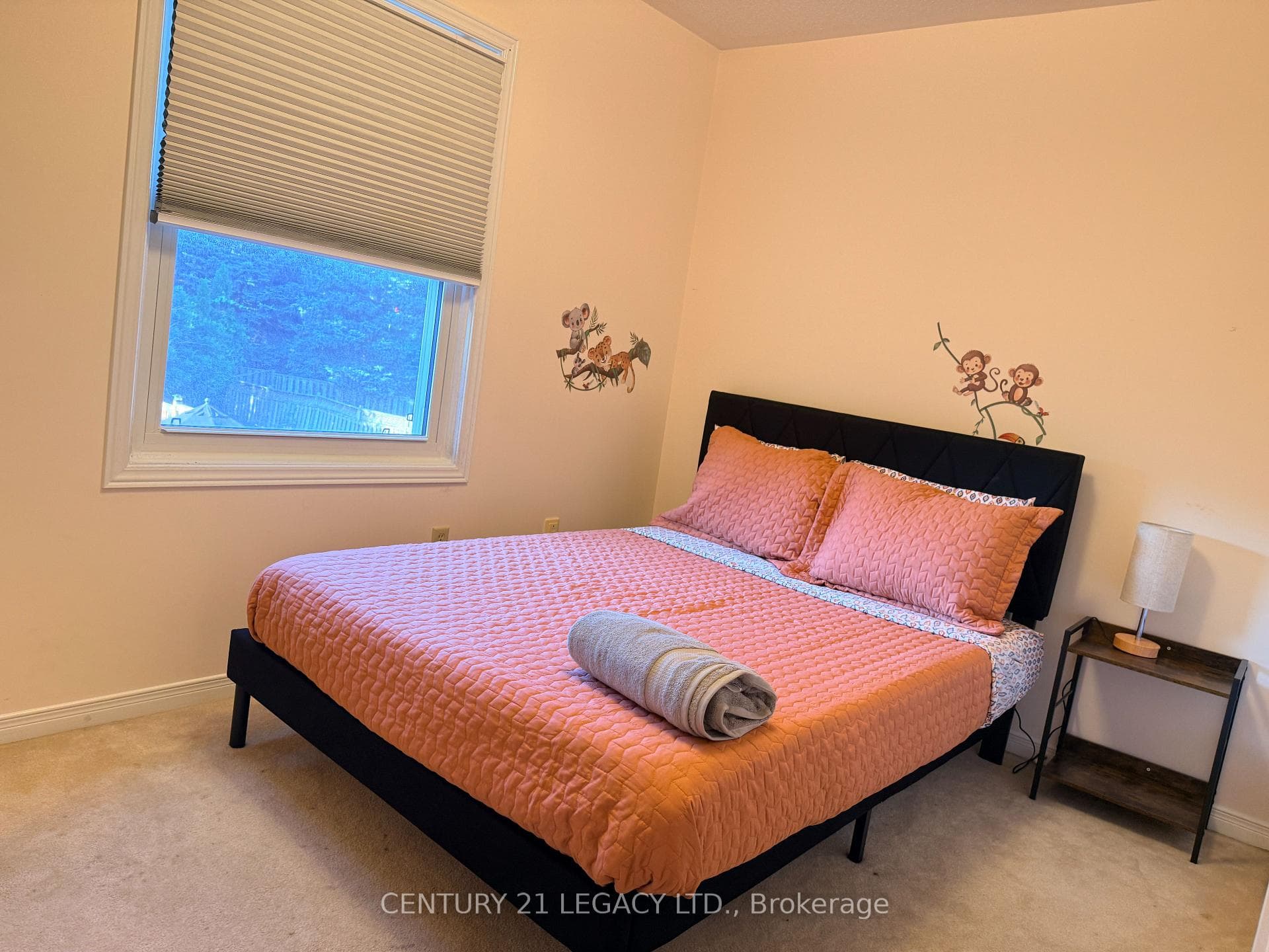 134 Provincial Place photo 13