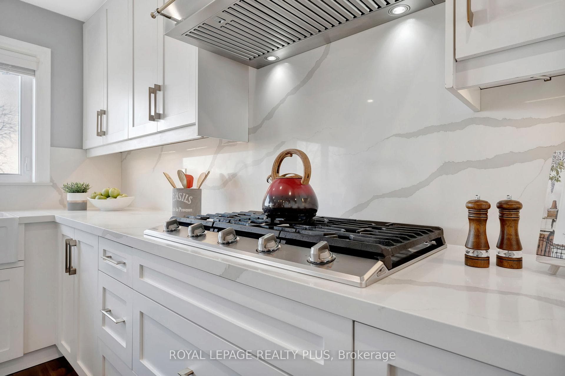 4 Maich Crescent photo 15
