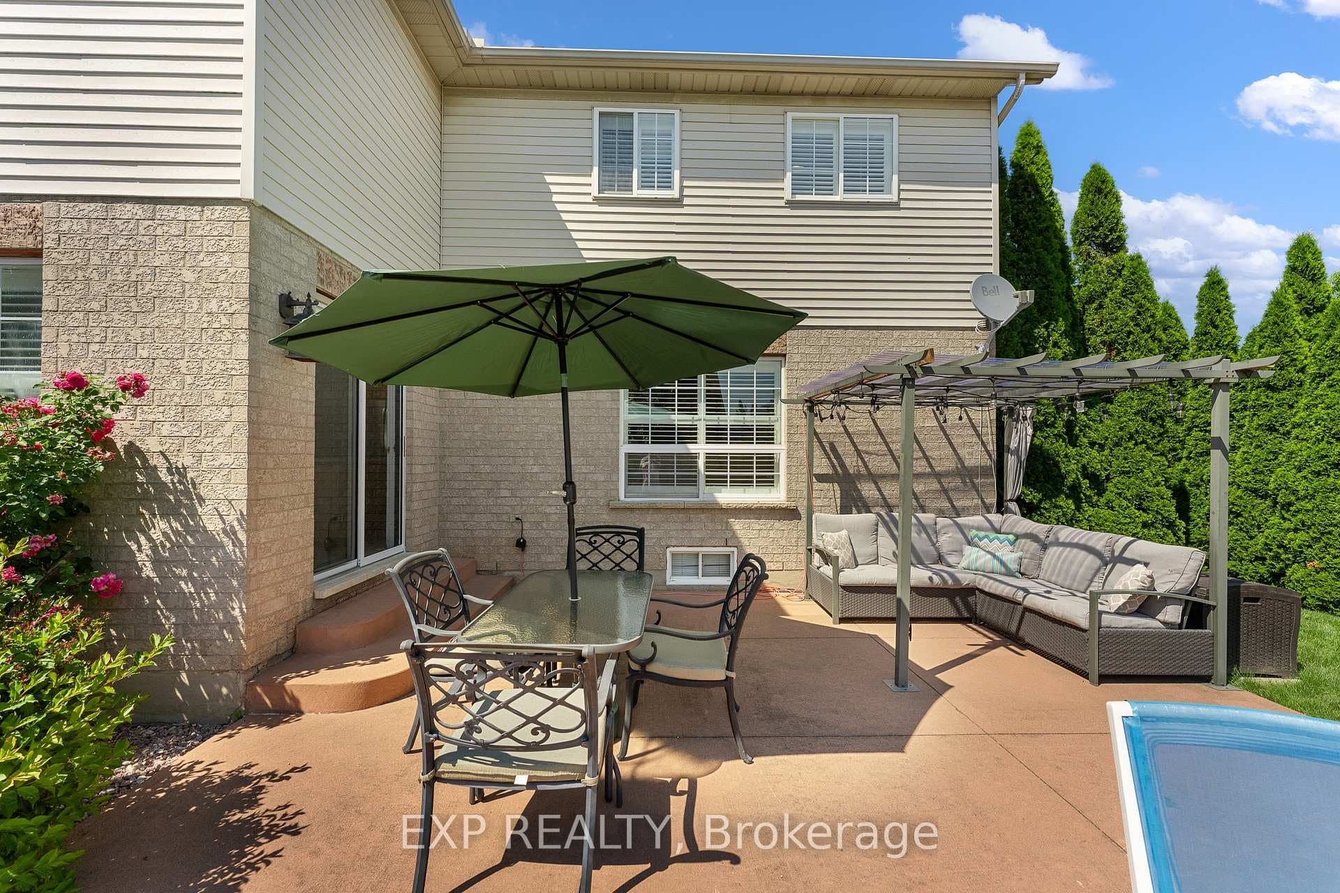 57 Goodman Crescent photo 9