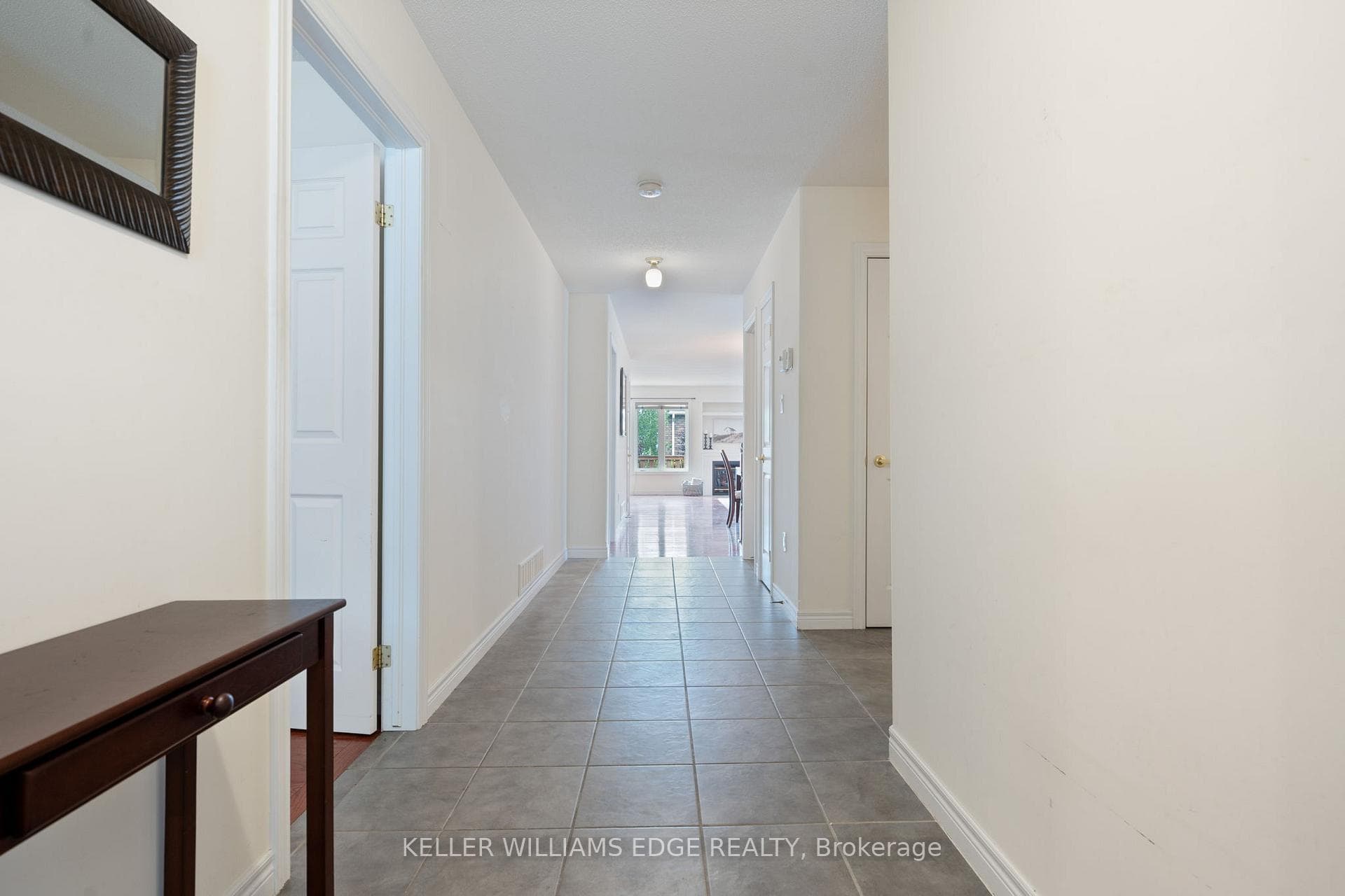 94 Upper Canada Drive photo 9