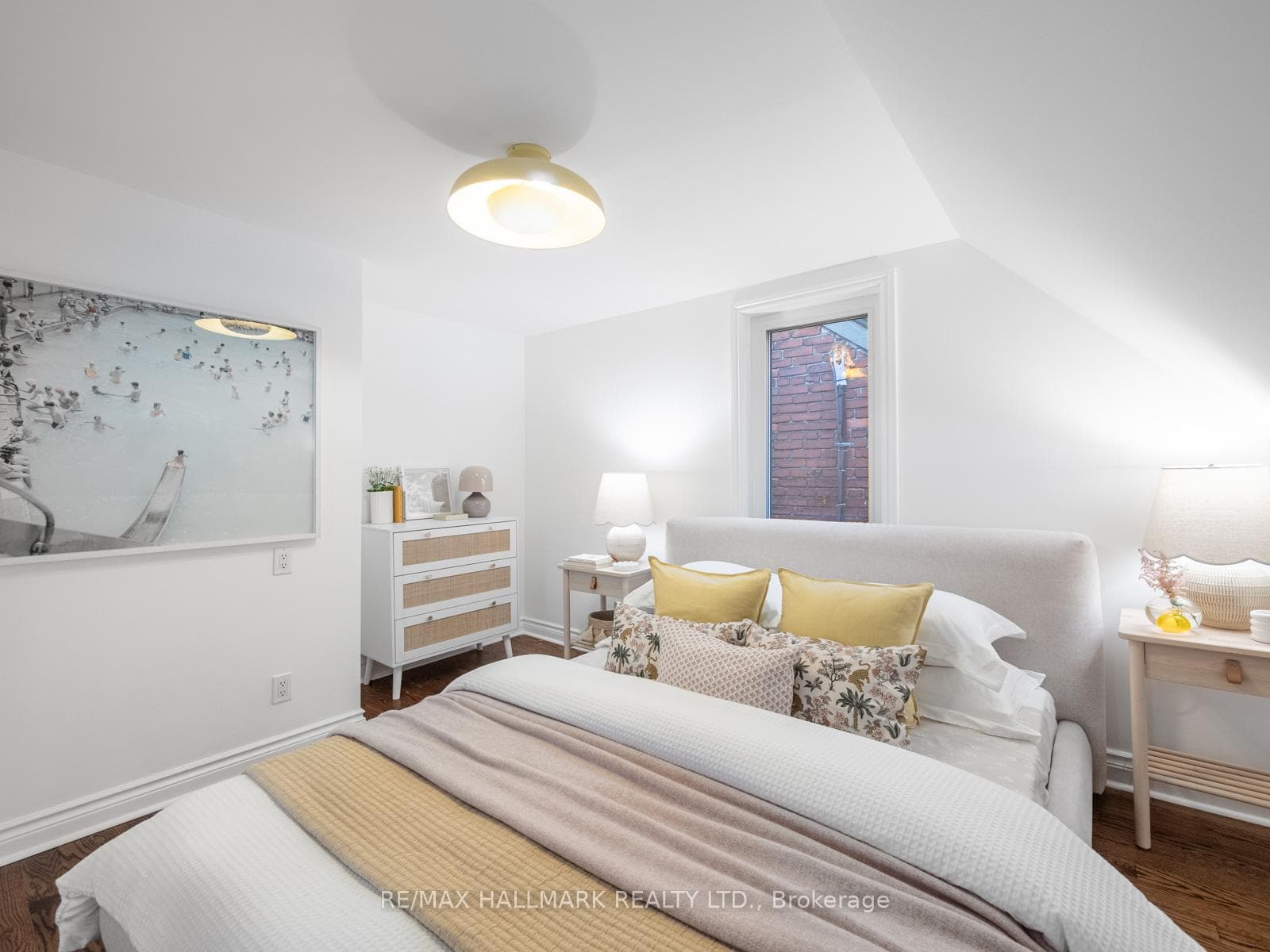 16 Bain Avenue photo 28